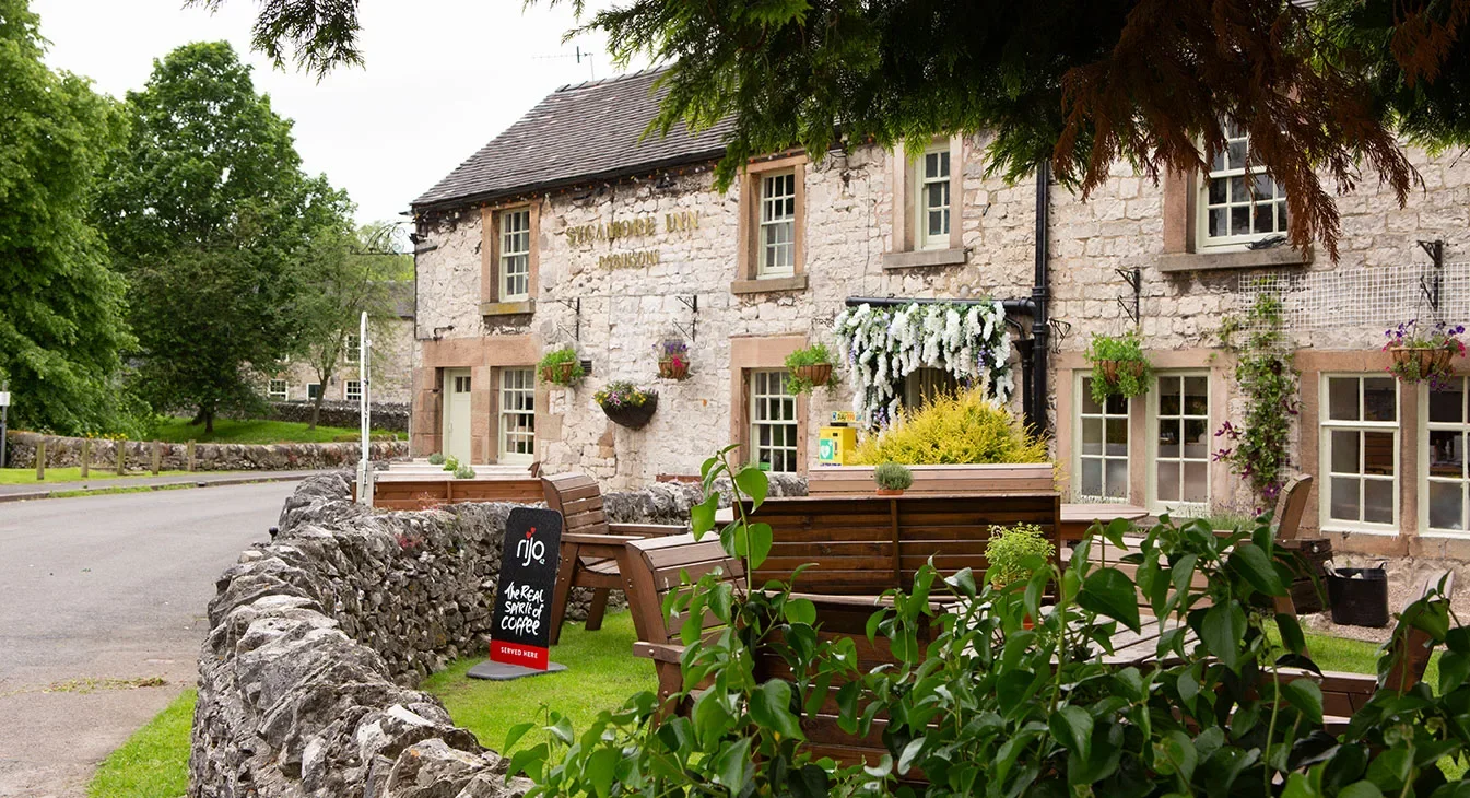 FOUFINSIDE FARM ASHBOURNE WAKES WEEKEND £15pun