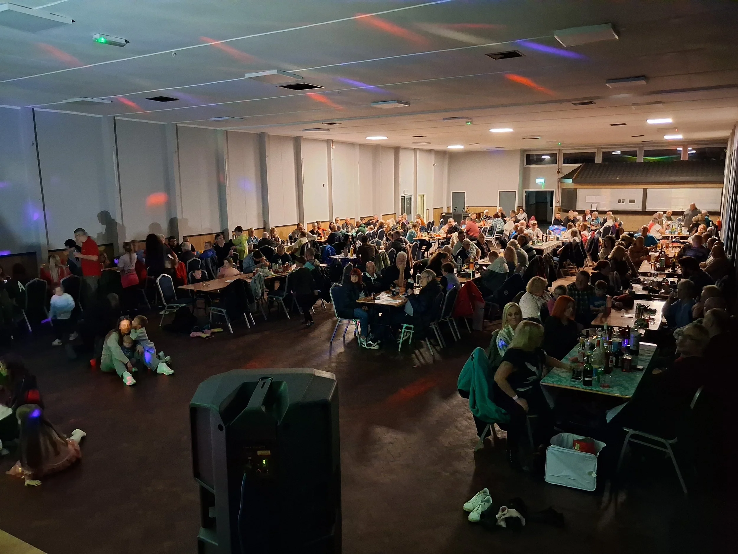 Its a packed house 02.jpg