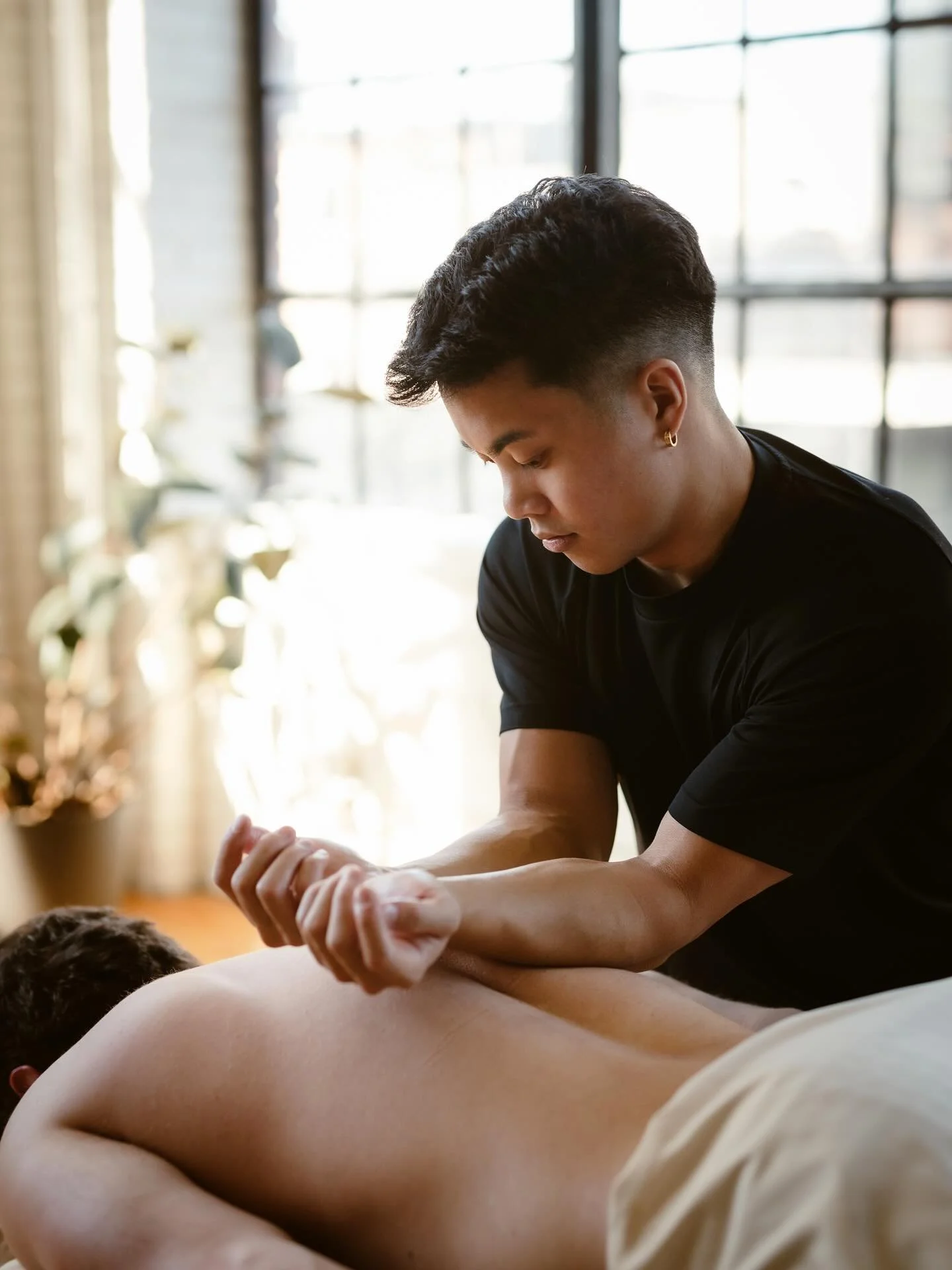 HELLO! Sincere apologies for the radio silence on here&hellip; I&rsquo;ve been sooooo incredibly busy with seeing all of you in person. It has truly been such an incredible year so far and my heart is so full. Thank you for helping me turn this into 