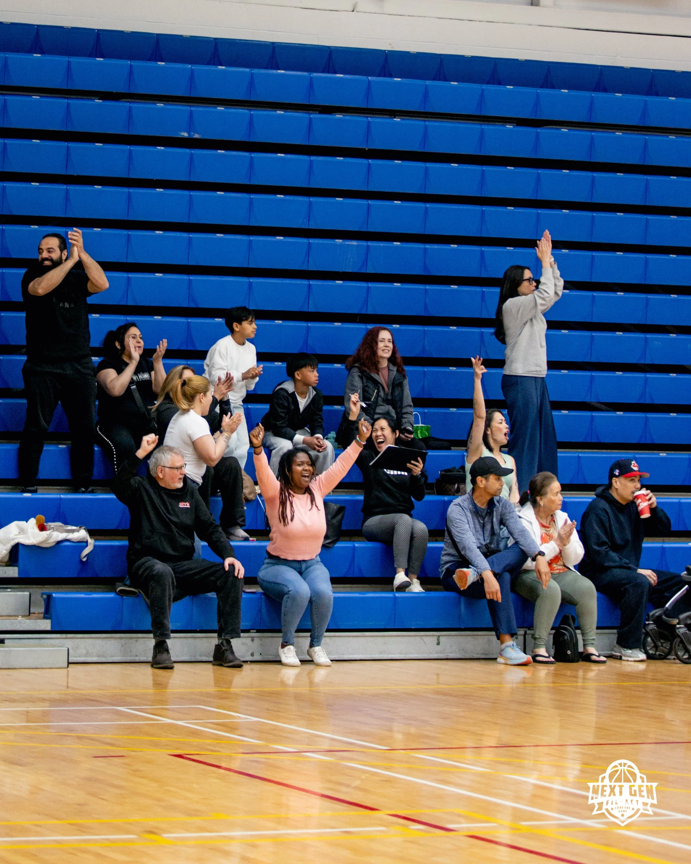 CROWD-30.jpg