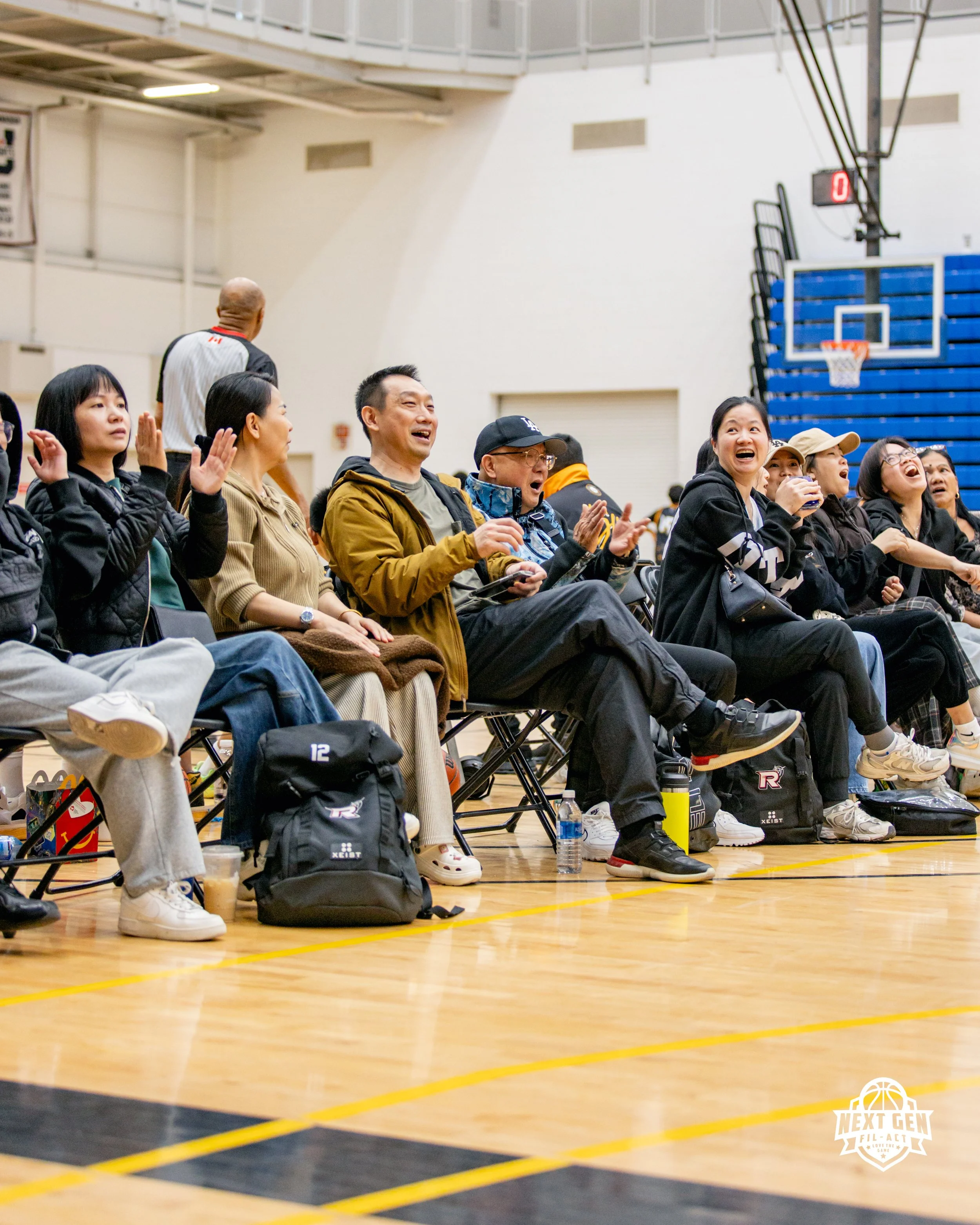 CROWD-15.jpg