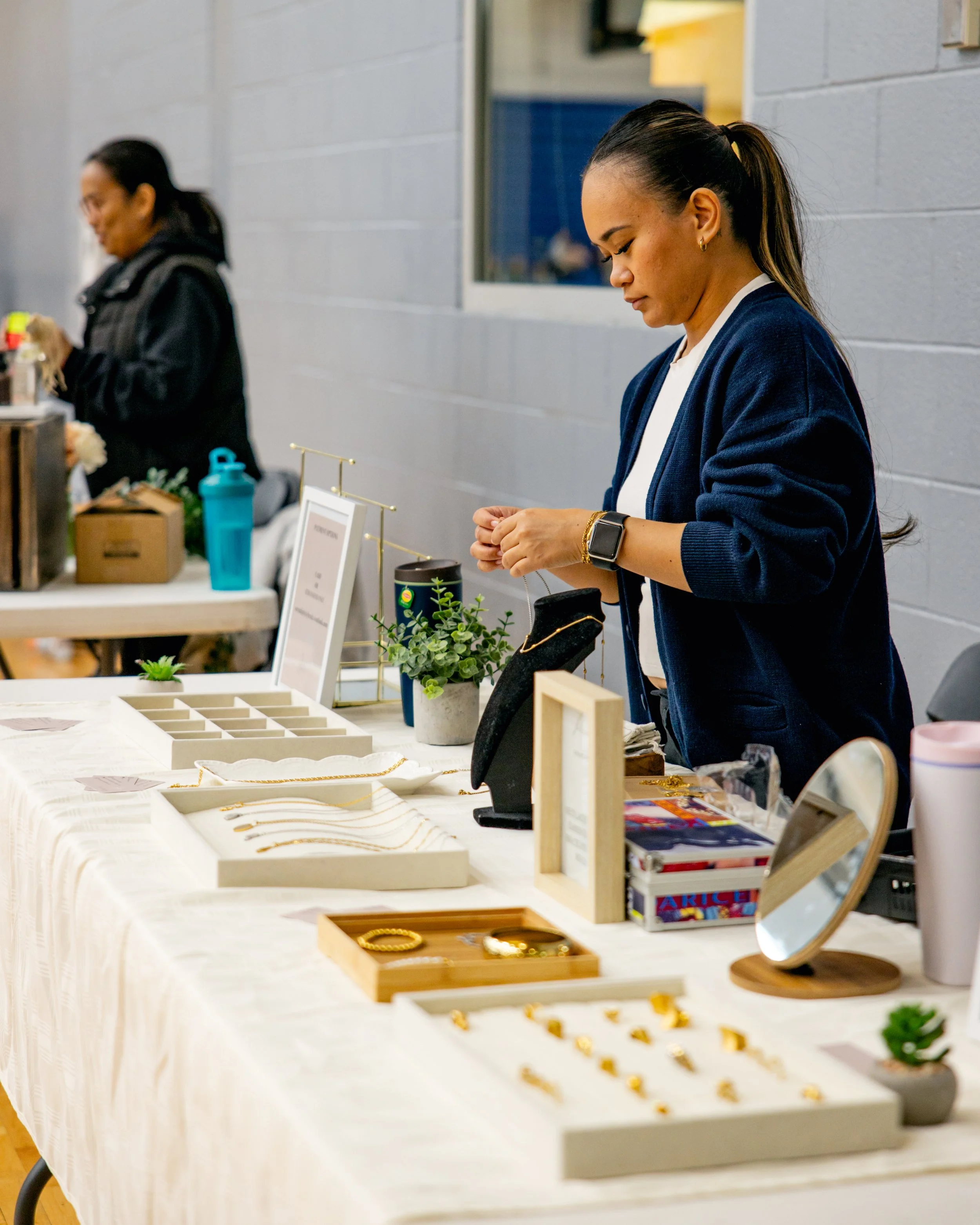 VENDORS-2.jpg