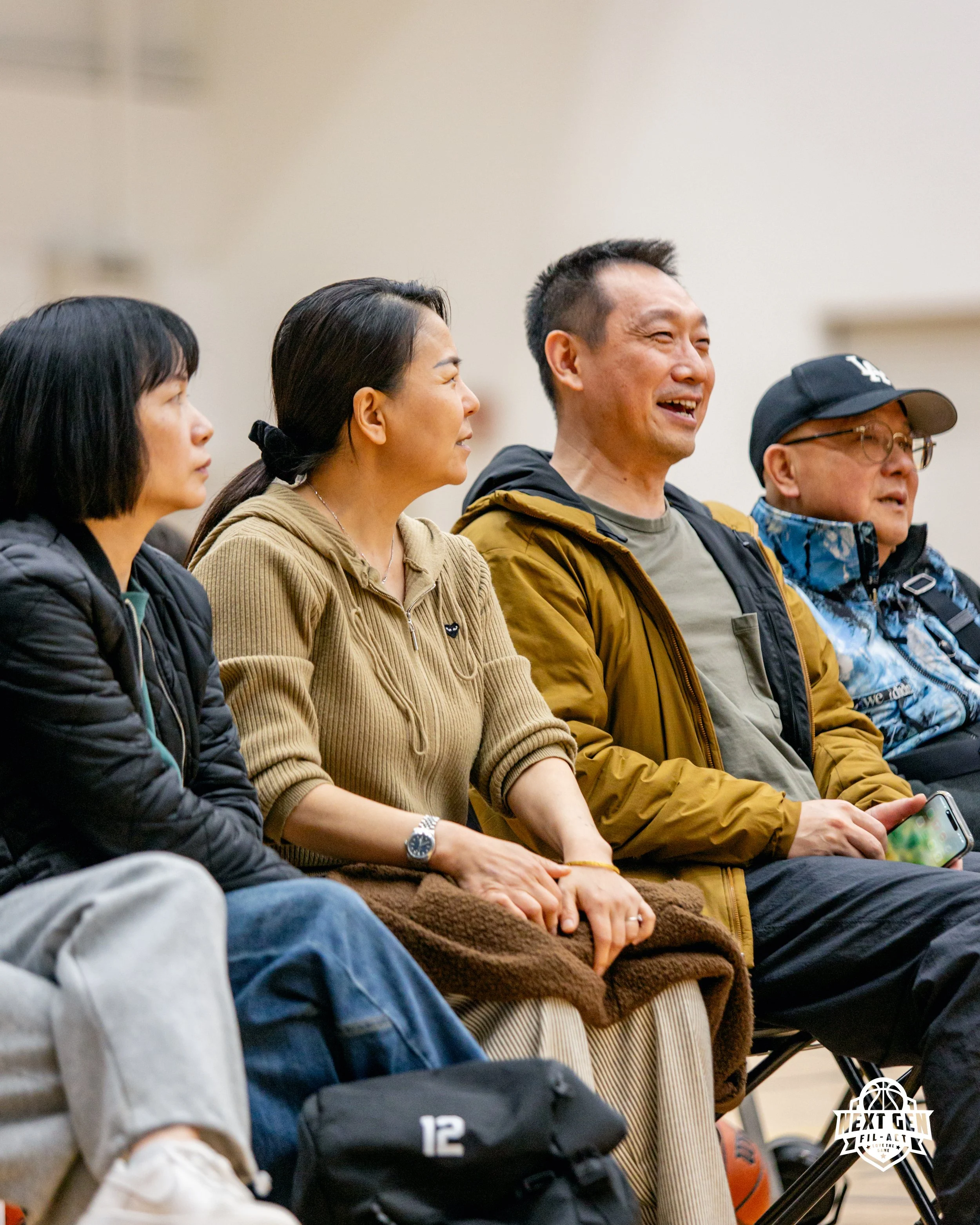 CROWD-13.jpg