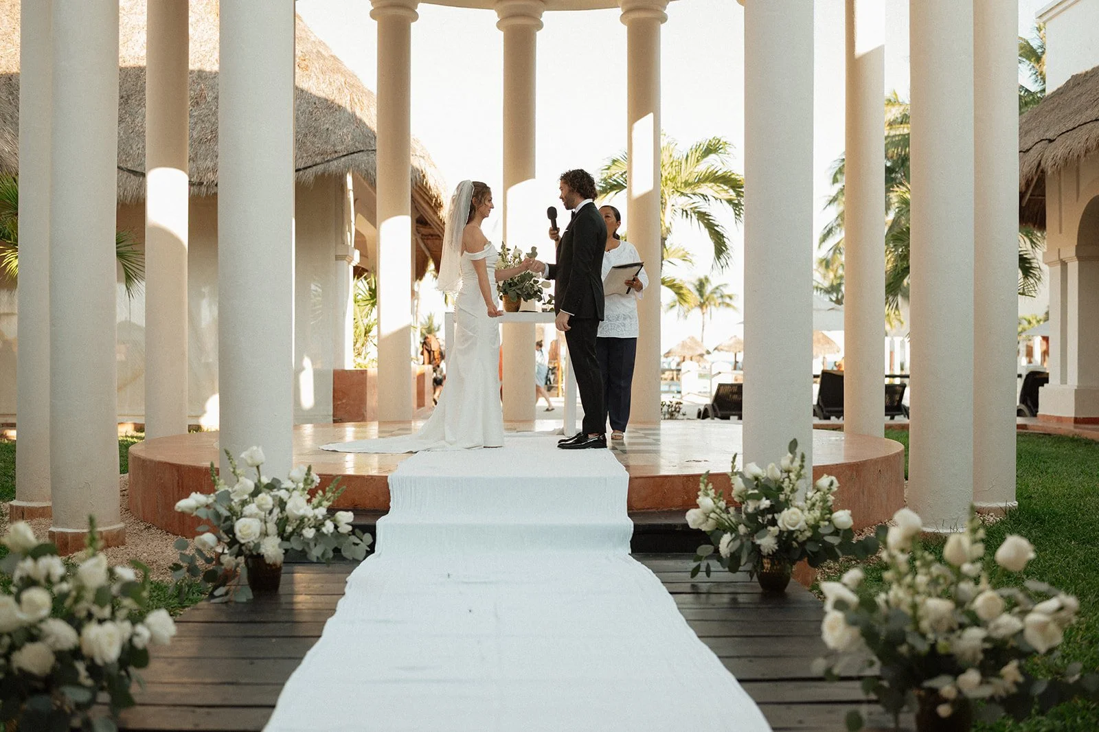 cancunintimiatewedding594.jpg
