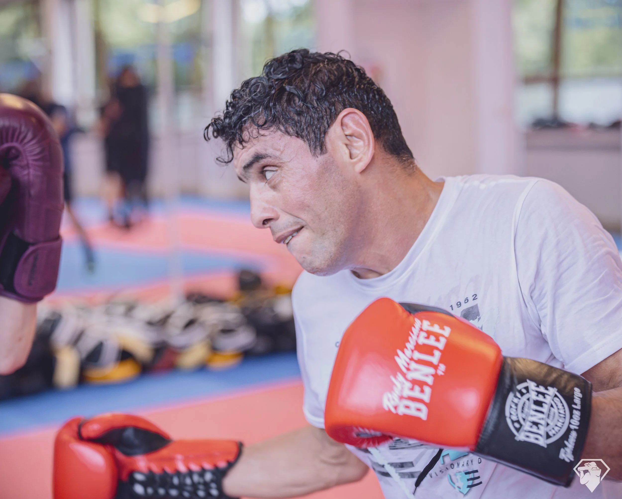 KCGT Gütersloh Fitness & Selbstverteidigung: Geführtes Kickbox-, Box- und MMA-Training für Kinder und Erwachsene.