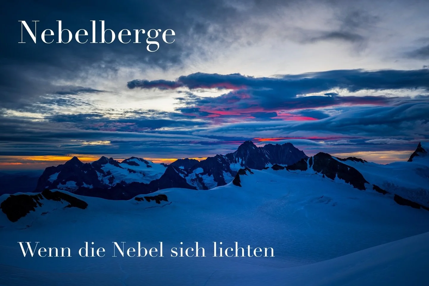 Ach, die Natur ist so inspirierend, findet ihr nicht? F&uuml;r mich auf alle F&auml;lle, denn sie leitet mich zu schreiberischen Ausbr&uuml;chen an. ✨🏔️❄️✨
Wer gerne mehr oder etwas anderes aus meiner bescheidenen Feder lesen m&ouml;chte, der sei a