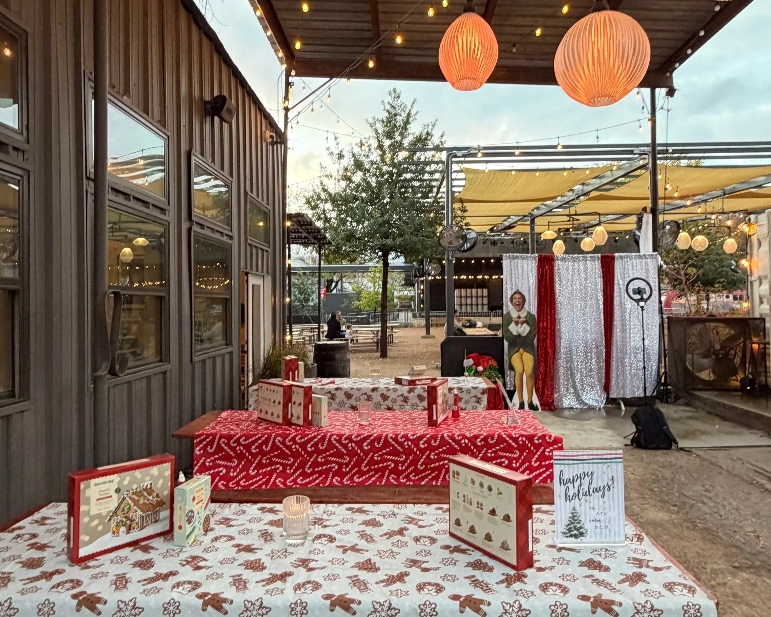 Christmas+Patio+.jpg