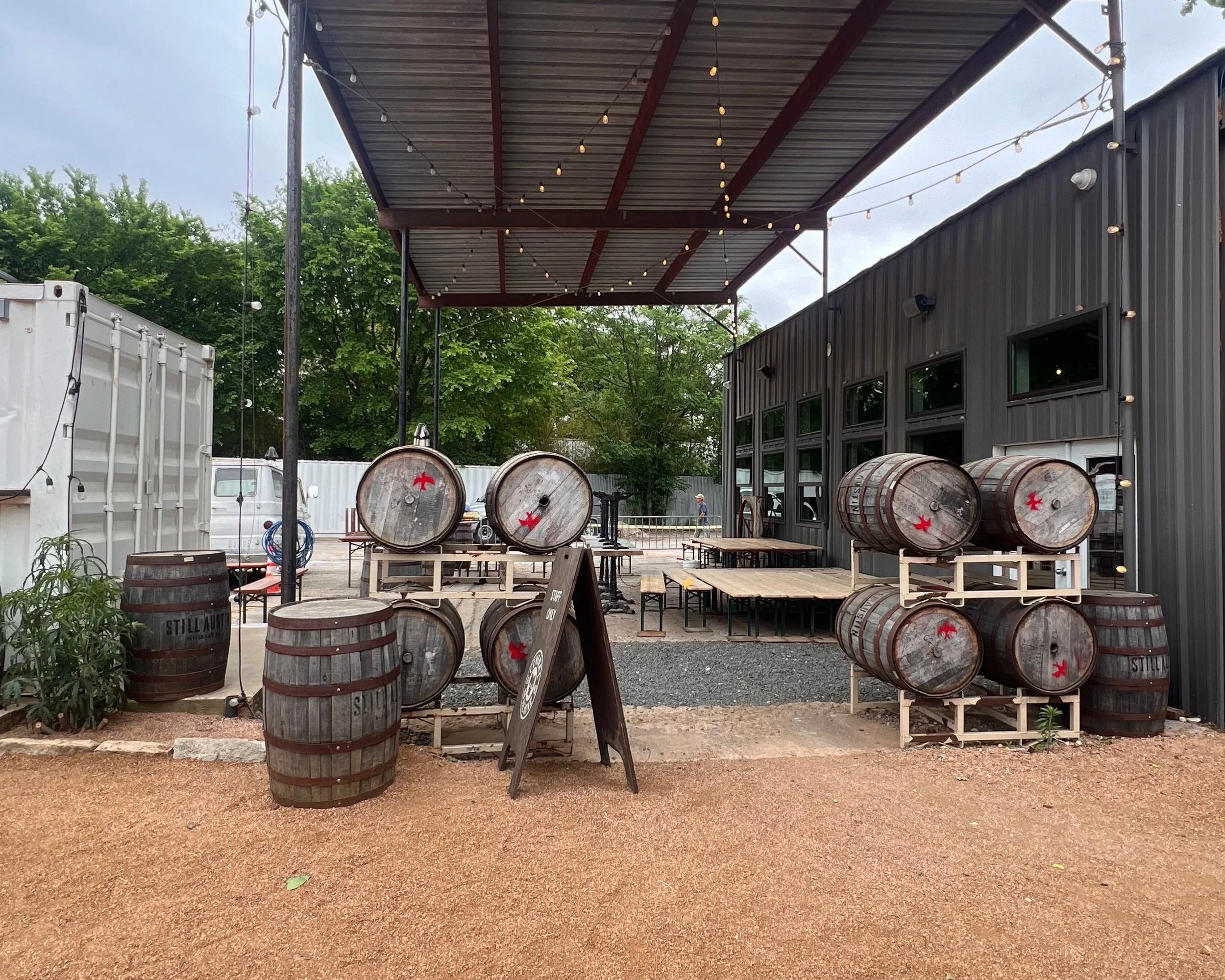 BarrelsGreenRoom2.jpg