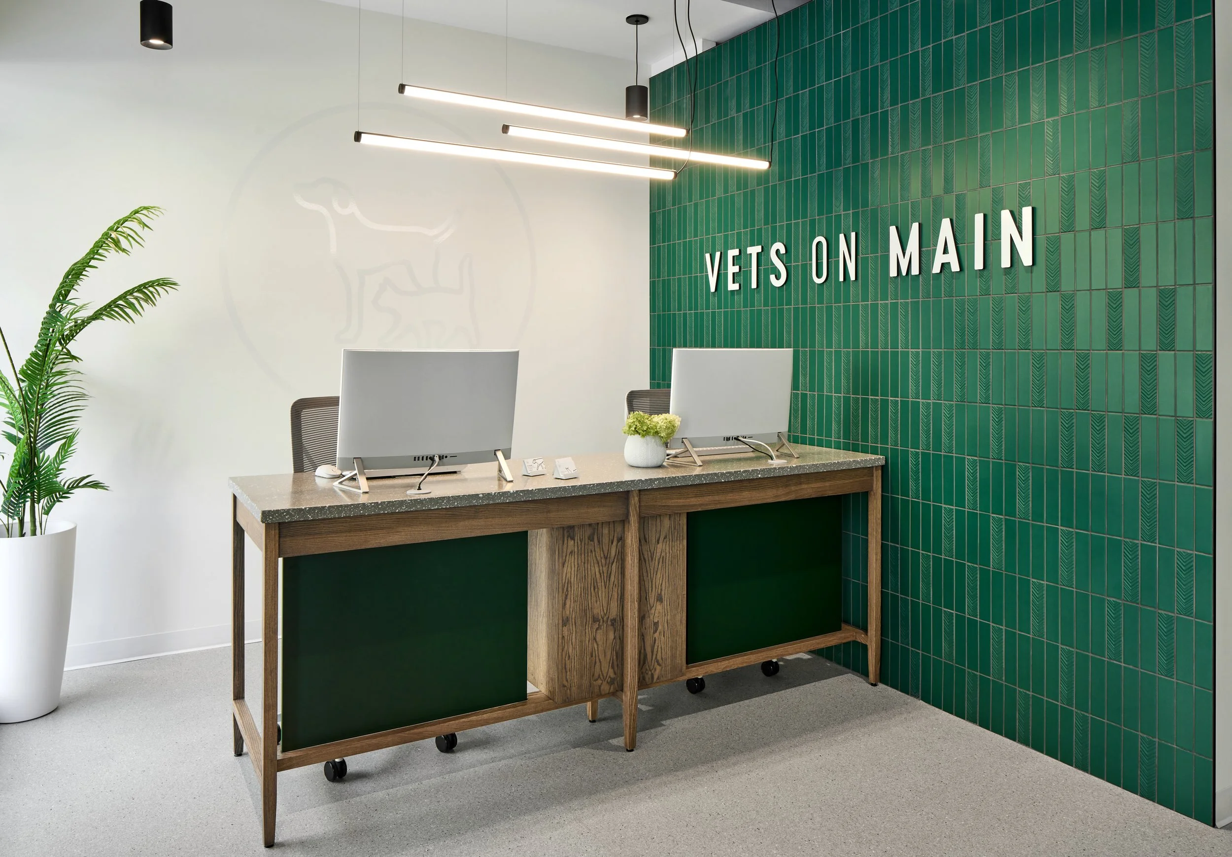 VetsOnMain_03.jpg