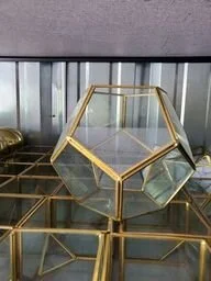 gold clear vase.jpeg