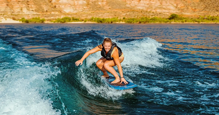 4 Hour - Boat Adventure Rental