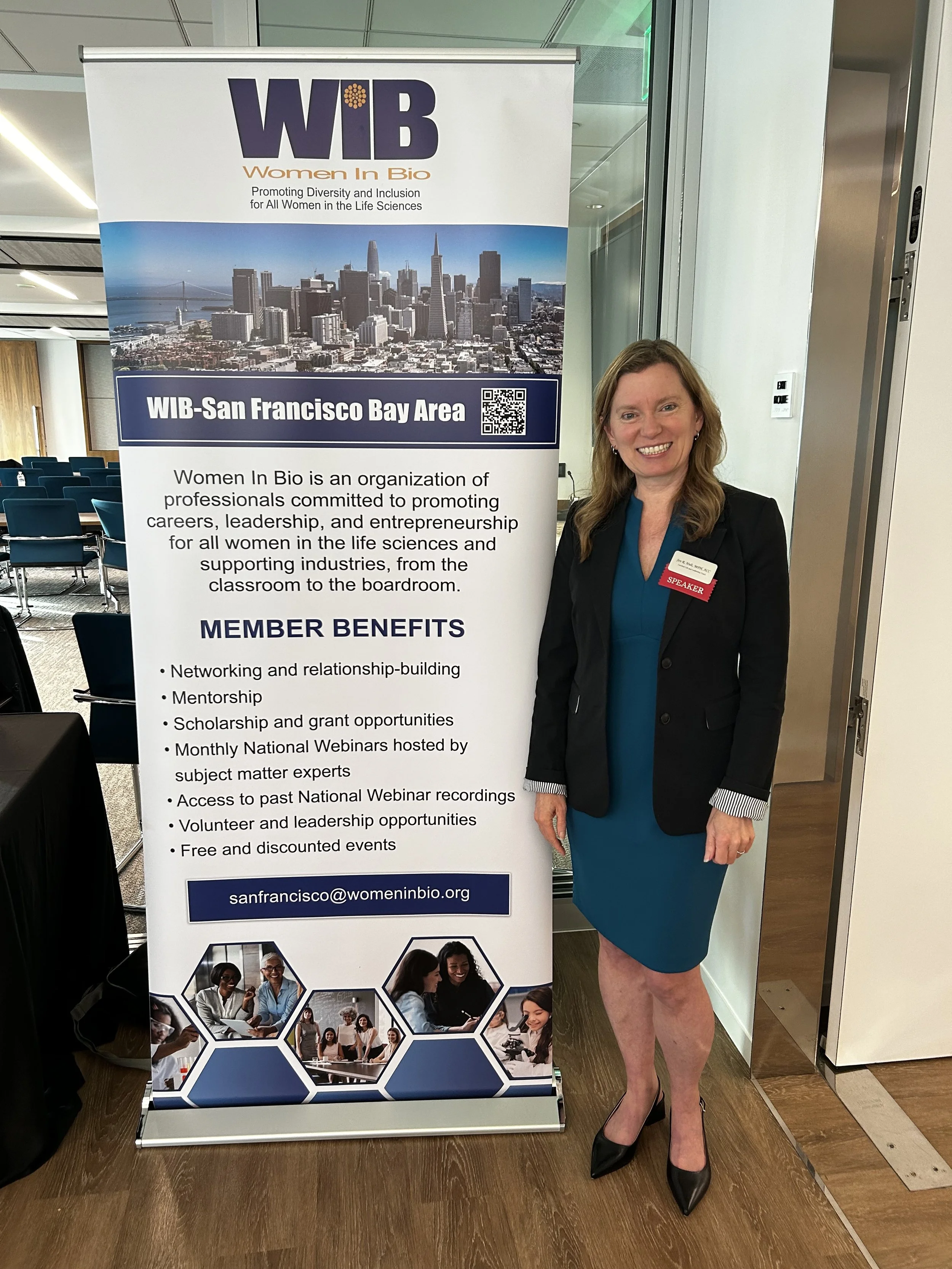 Jen Hult speaking at a Women in Bio San Francisco Bay Area networking workshop