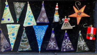 30 Ornaments d.jpg