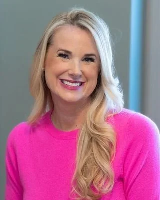 Episode 12. Brainspotting vs EMDR &amp; Working with Midlife Women with Keely Rodriguez