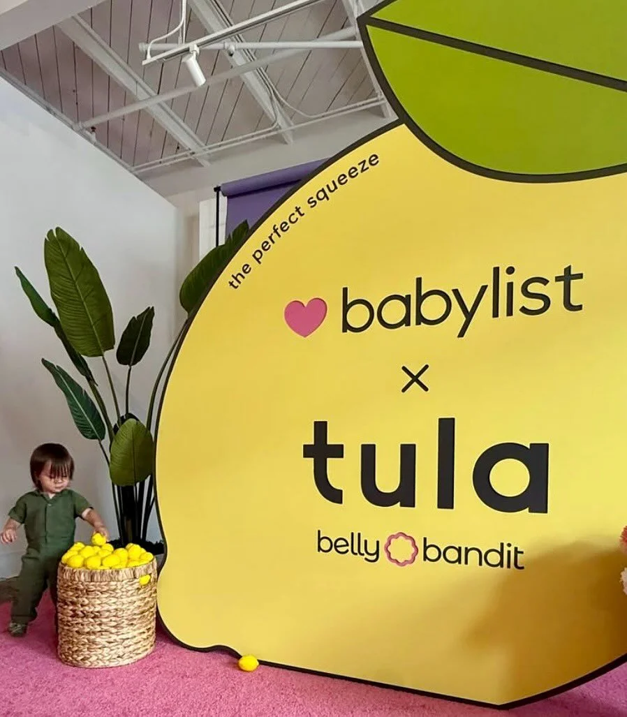 When life gives you lemons&hellip; we put &lsquo;em on set, light &lsquo;em perfectly, build a photo op and let the tiny talent steal the show 🍋✨
That&rsquo;s showbiz, baby!

#StyledBySMILE #ExperientialDesign #RetailMoments #BabylistEvent #LemonDro