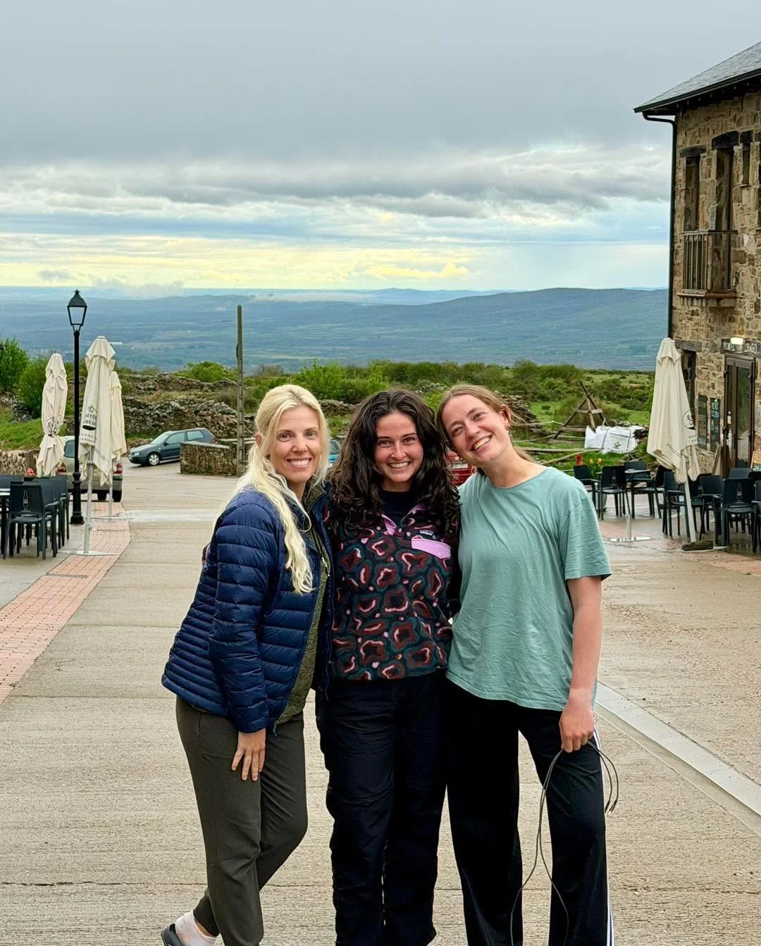 day 20 - 22 // camino de santiago frances // mile 320 - 380

read the full blog - link in bio 

 #caminofrances #caminodesantiago #buencamino #hiking #spain
