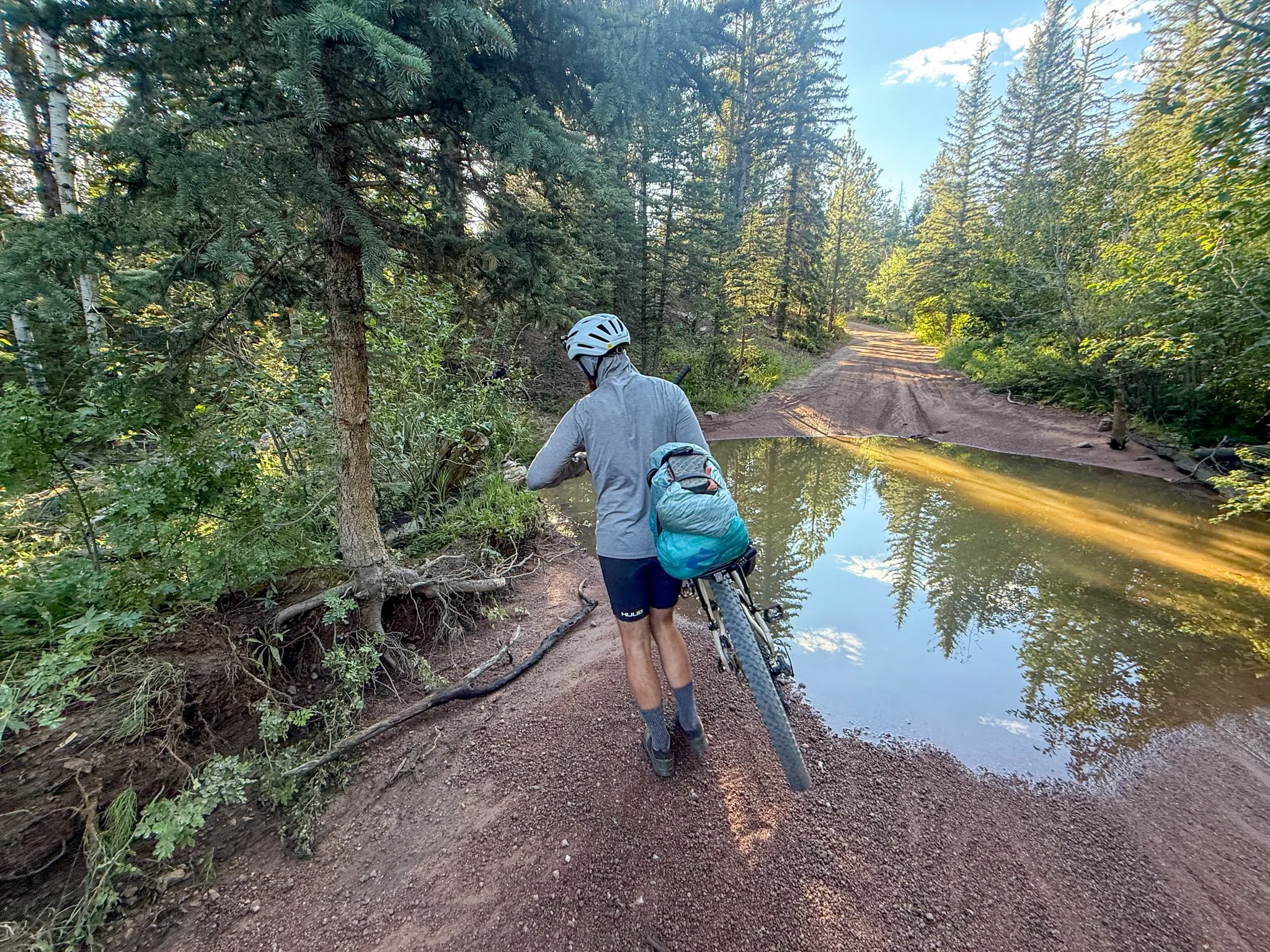  Minor lakes on the trail 