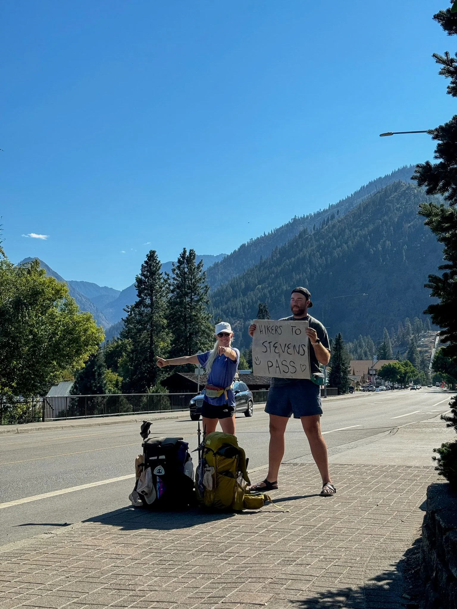  Hitching to Steven’s Pass 
