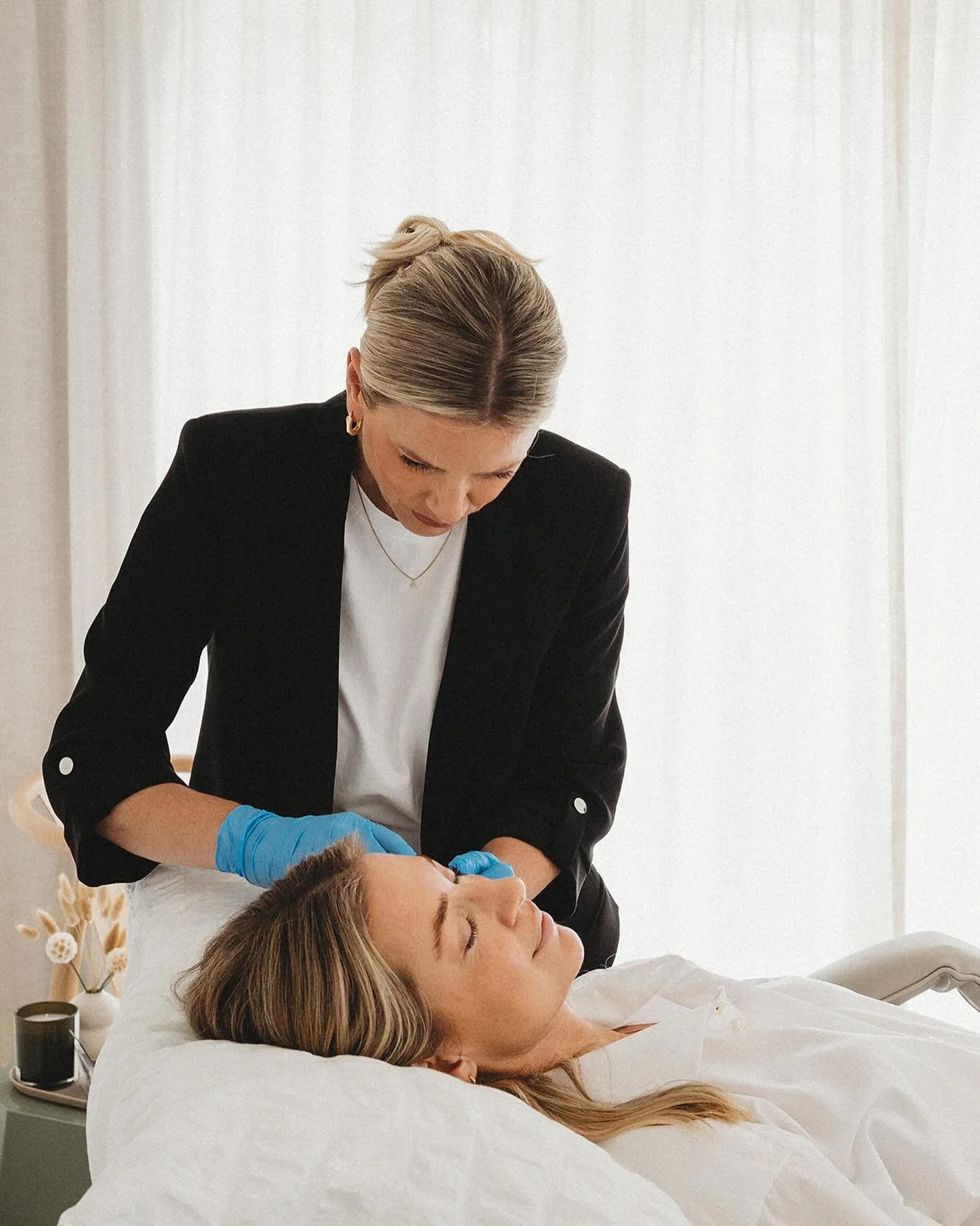 This is all about you. When you walk through my door you may not get what you want, because after a thorough consultation it may not be the best treatment for you and your aesthetic goals. And I happily own that 🤍