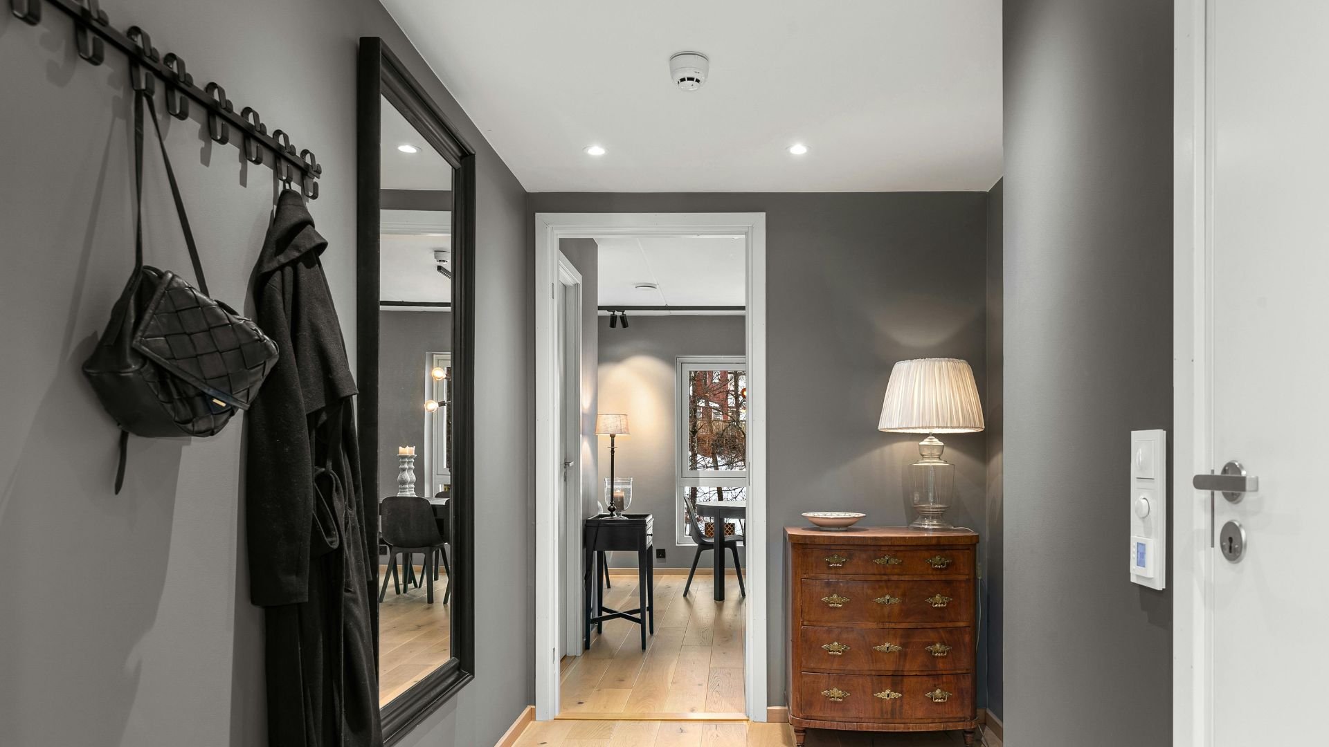 Top 5 Small Changes That Elevate and Transform Your Entryway