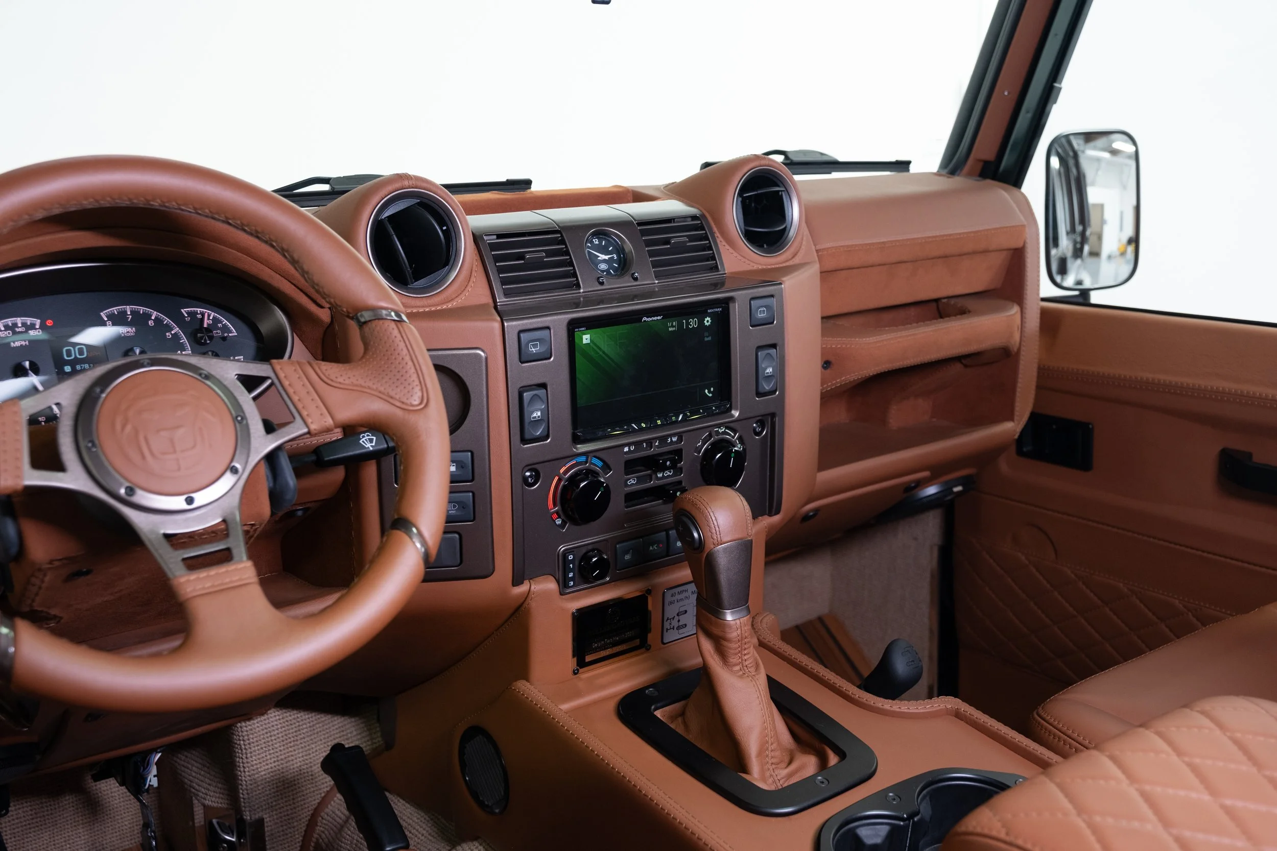 SWNX8812.jpg