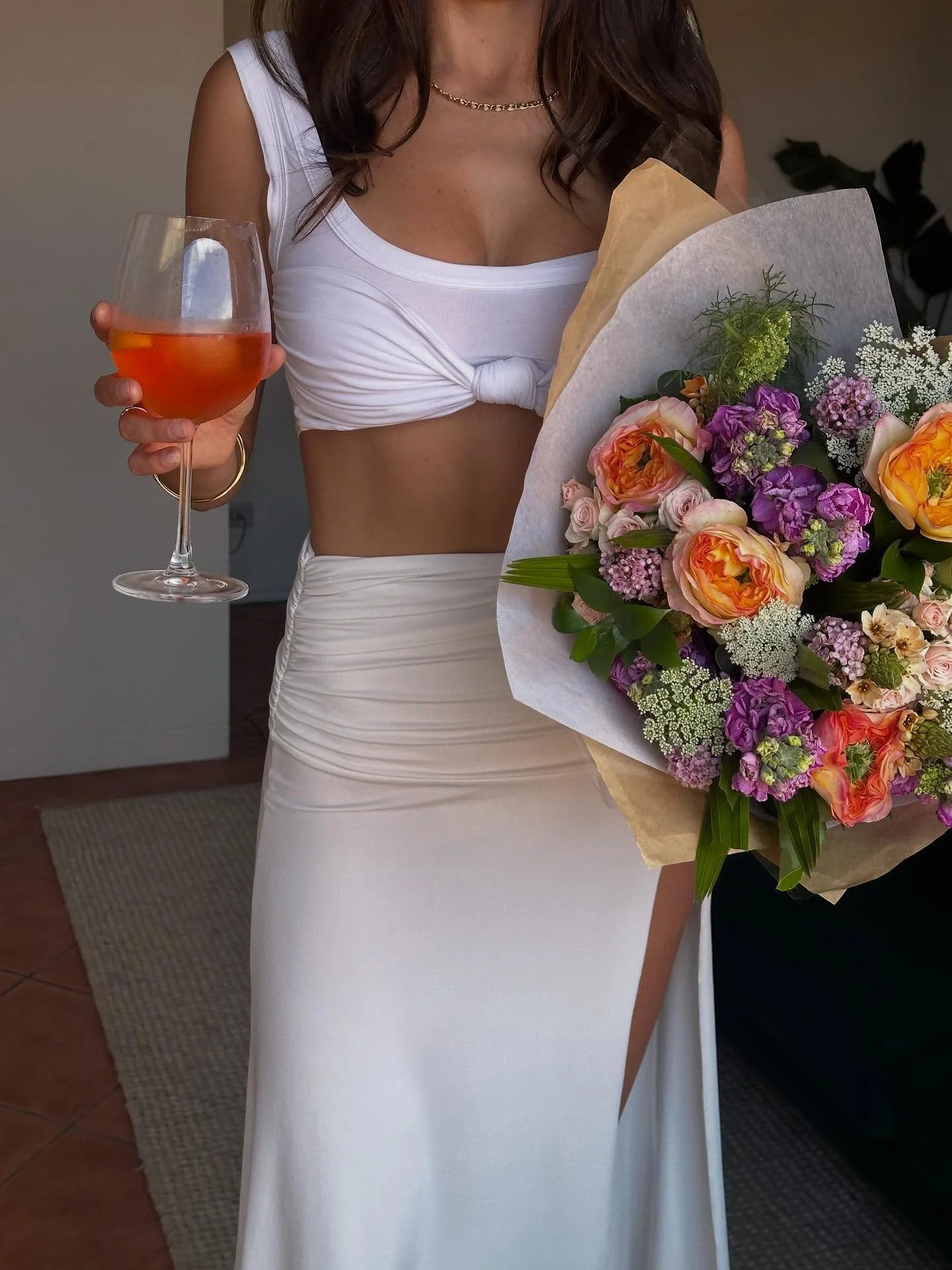 @alanah.hicks looking stunning over the weekend in the line by k inessa top and mode mila skirt (can be hired separately or as a set)🤍
size: xs (fits a small)
hire: $80 for the set