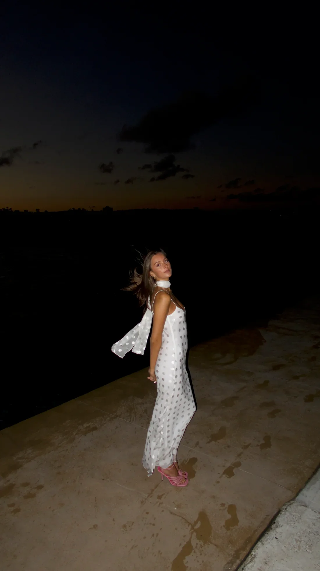 SCARLETTE4_72a7cb96-ec23-4333-bf30-e46eb4561646.jpg.webp