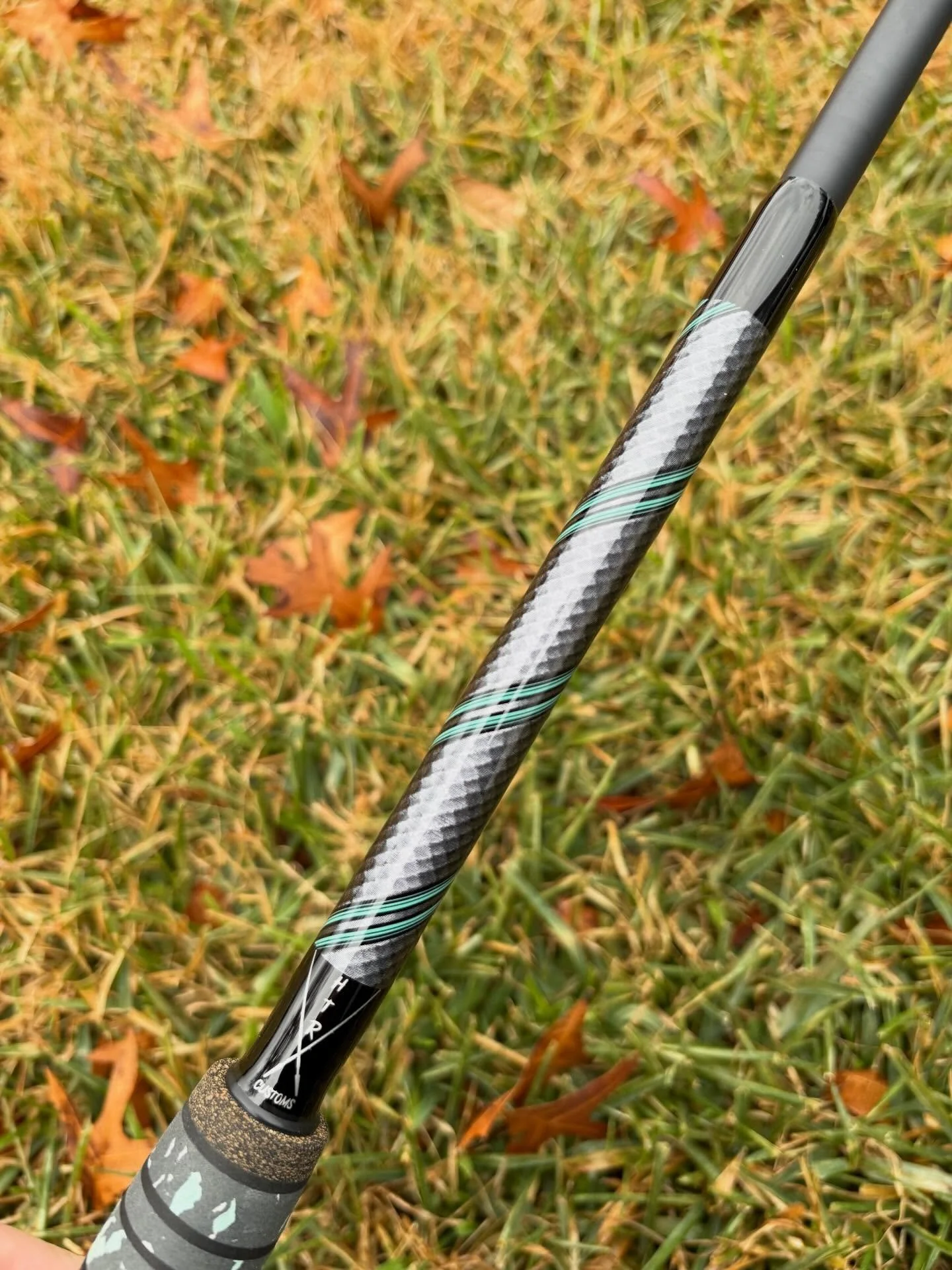 Another beautiful rod finished up with a dragon scale and custom grips!
&bull;
&bull;
&bull;
&bull;
&bull;
&bull;
&bull;
#customrods #fishing #vanstaal #fishingrod #saltwaterfish