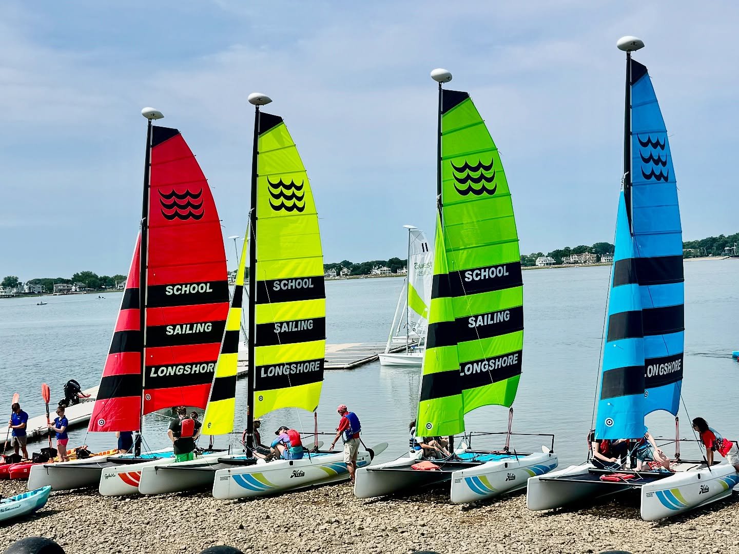 Breeze is on and so are the smiles — perfect day to catch some wind and ride the waves! ⛵️💨
#LongshoreSailingSchool #SailingDay #HobieLife #SpinnakerFun #RSQuest #SailWestport #WindInOurSails #SailingVibes #LearnToSail #WaterLife