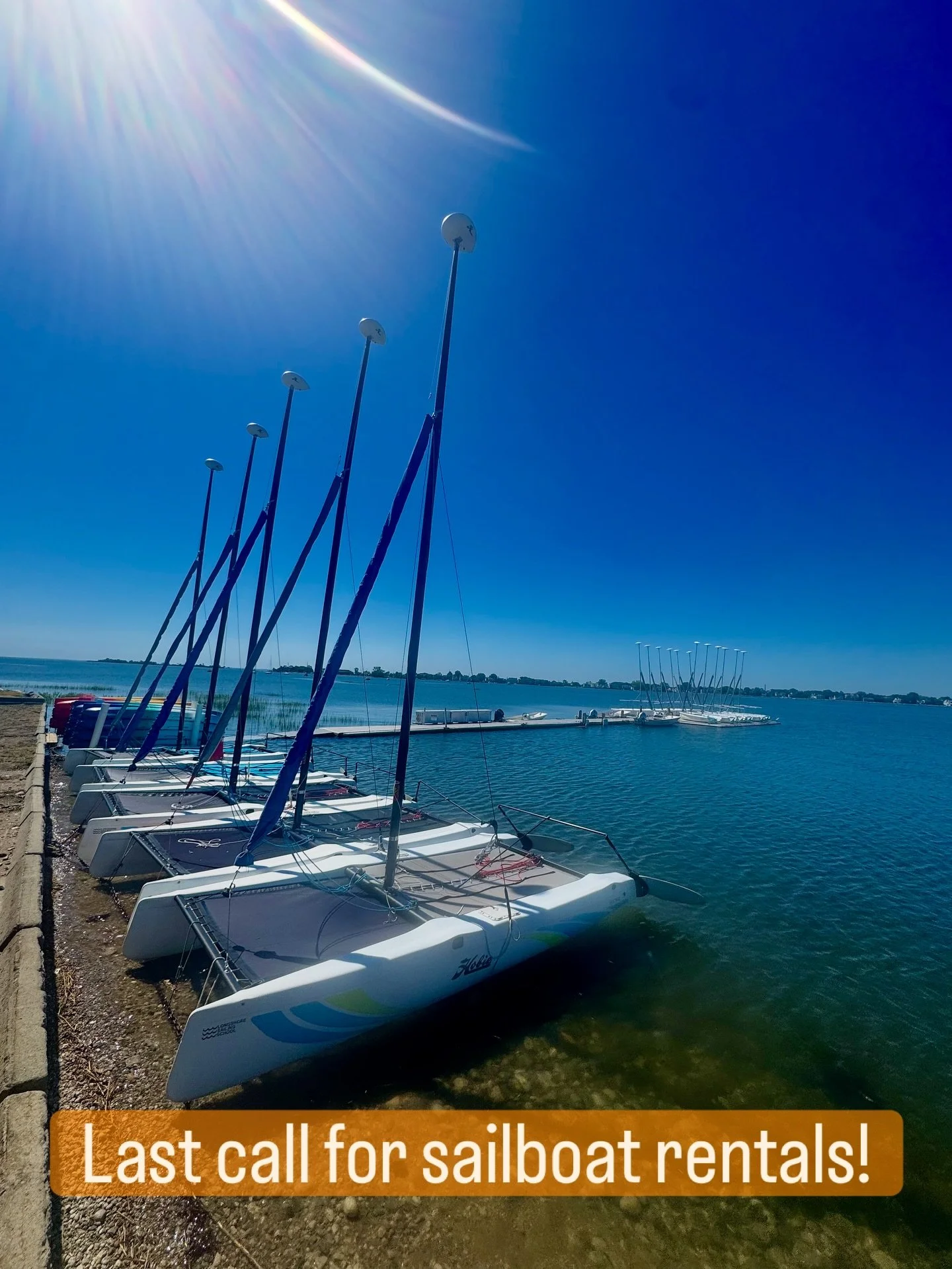 THIS WEEKEND: Don&rsquo;t miss your last chance to sail this season ⛵✨
Open 11:00-5:00
✨ 
Labor Day = kayaks + paddle boards only 🛶

#endofsummer #longshoresailingschool #boatrentals #sailing #kayak #sup #westportct #fairfieldcounty