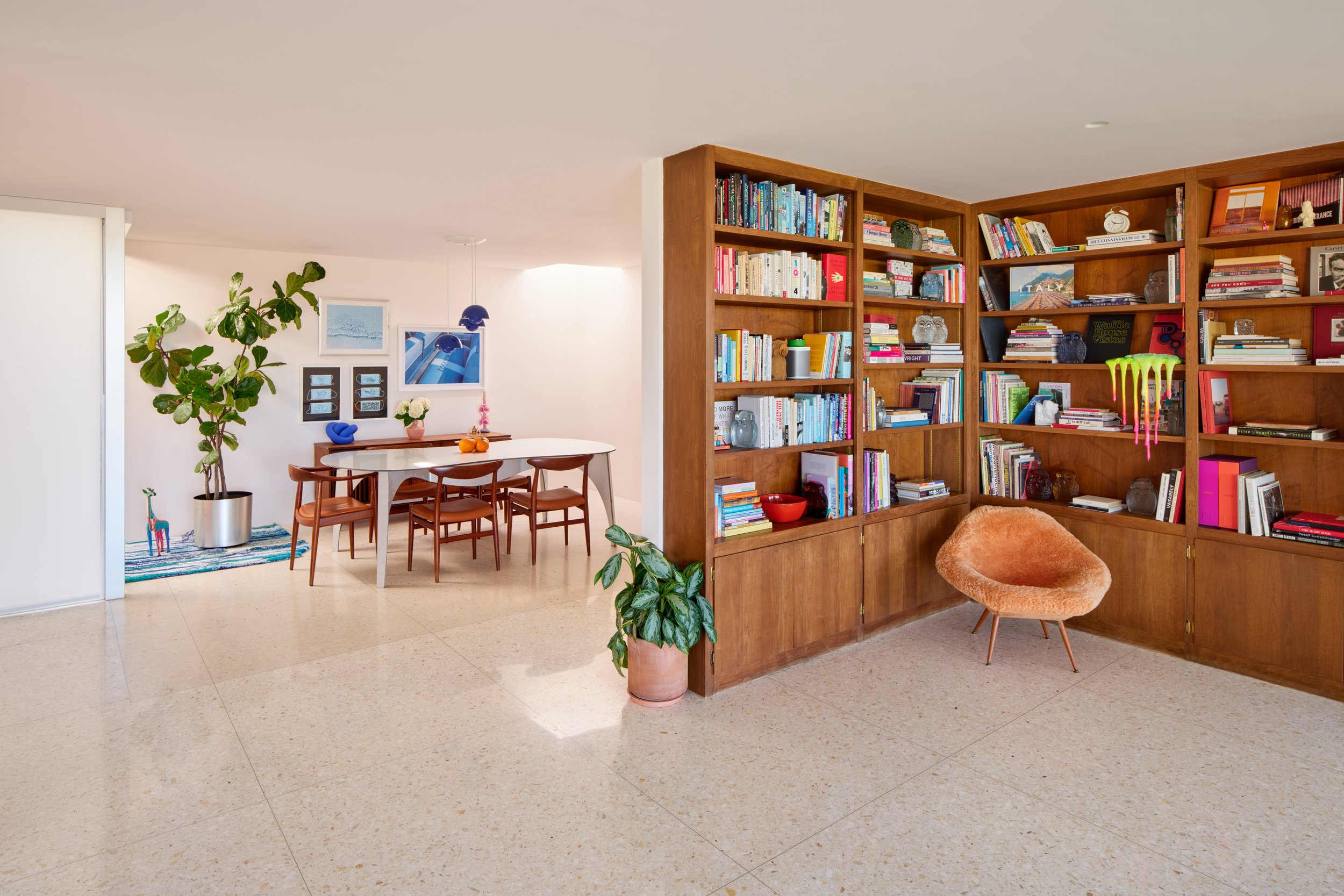 Tangerine - living room