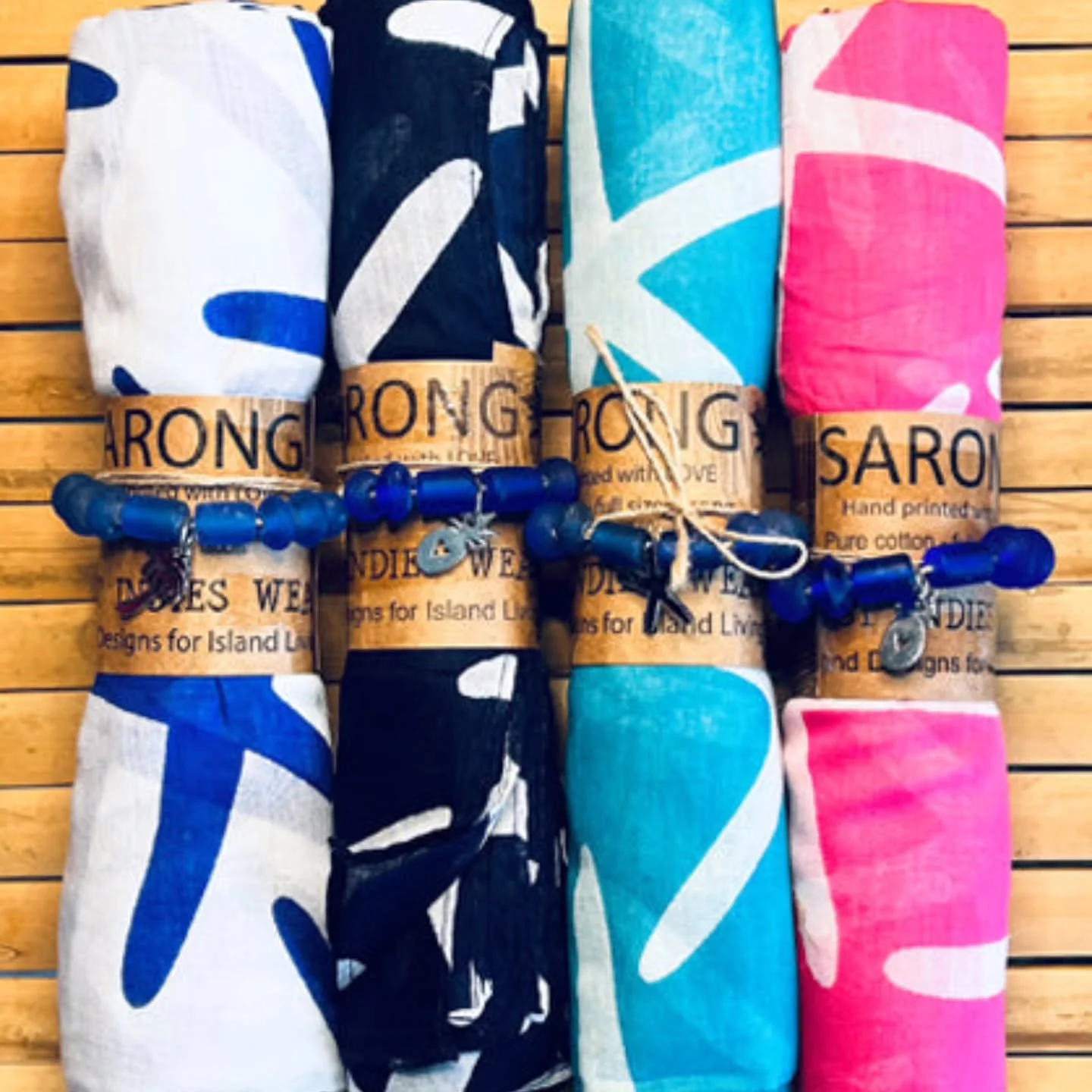 Hau'oli Monday 🌴

Sarongs by West Indies Wear. So many colours and designs to choose from! All 100% cotton.