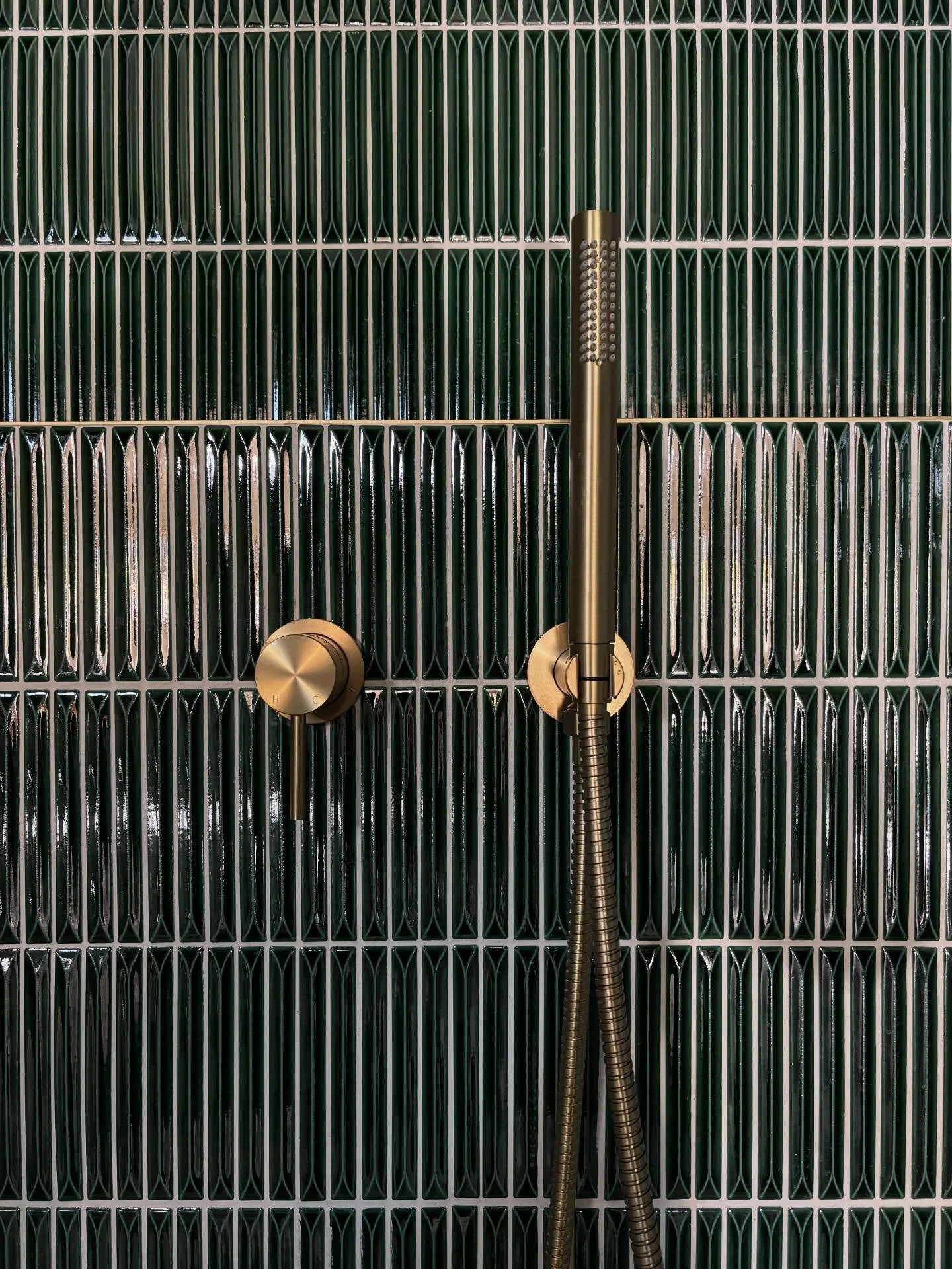 👌 TRUST THE PROCESS 👌
&bull;
A recent bathroom renovation completed for one of our South Coast Builders!
&bull;
Hard work in the rough in, makes a smooth fit off! 🧼
&bull;
Thinking about renovating? 🙋&zwj;♂️🙋&zwj;♀️
&bull;
Contact us today!
&bul