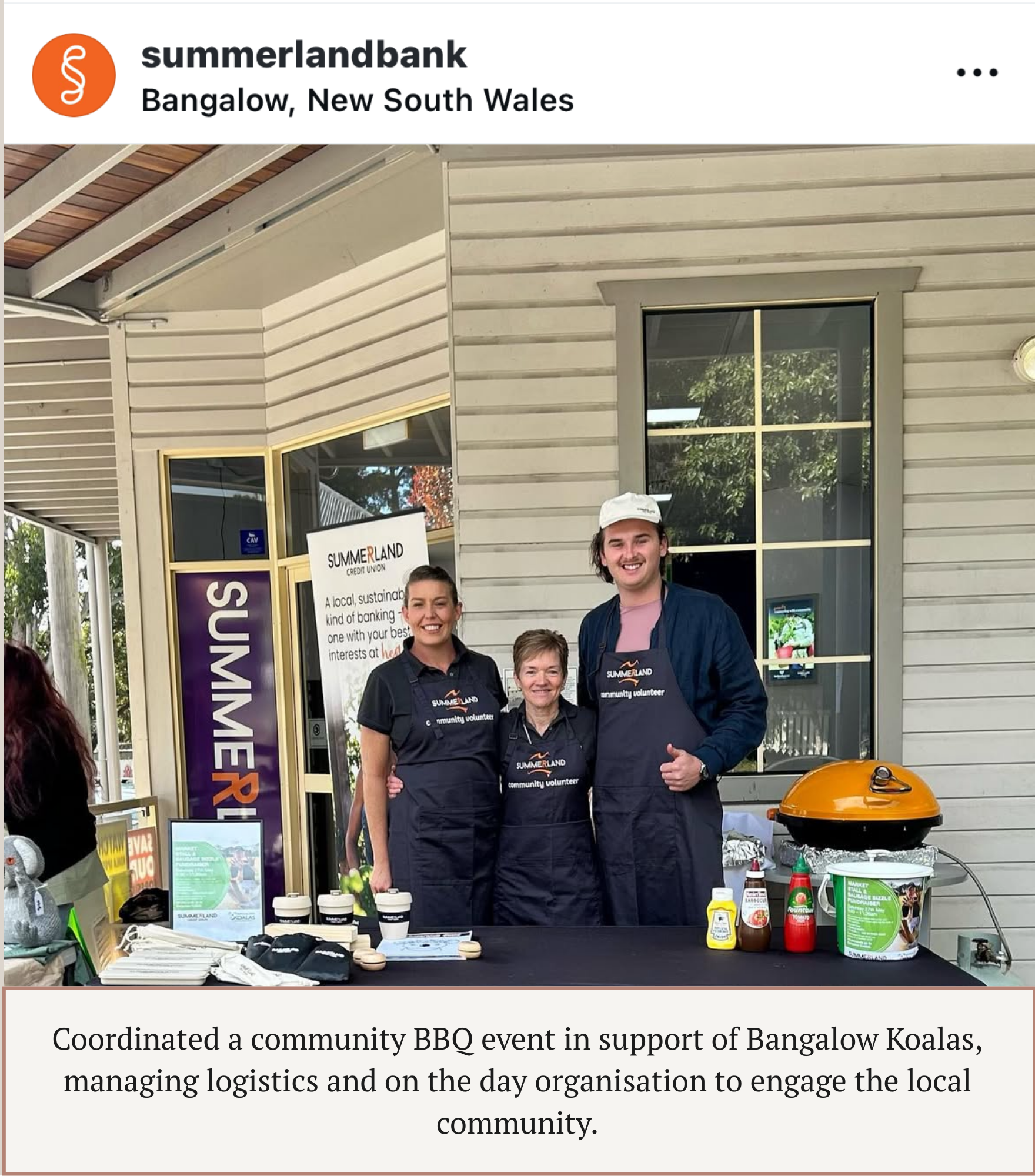 Summerland Bank staff volunteering at the community BBQ in support of Bangalow Koalas.
