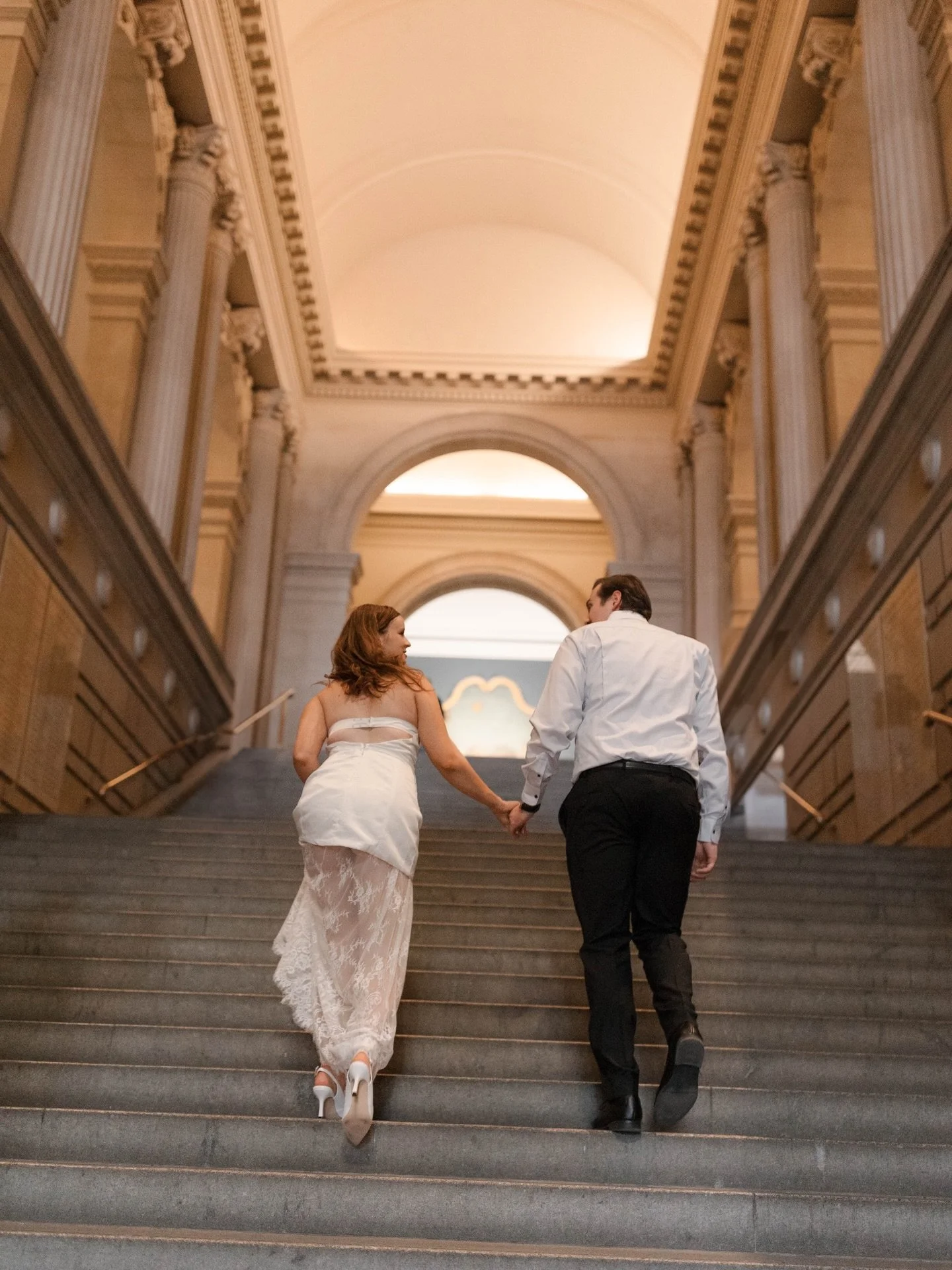 Erin and Jack and Danielle&rsquo;s Epic Manhattan Adventure PART 1⁠
.⁠
For Erin and Jack&rsquo;s engagement session, we just knew we had to pay homage to their hometown of NYC by galivanting around the city and being fabulous in both The Metropolitan
