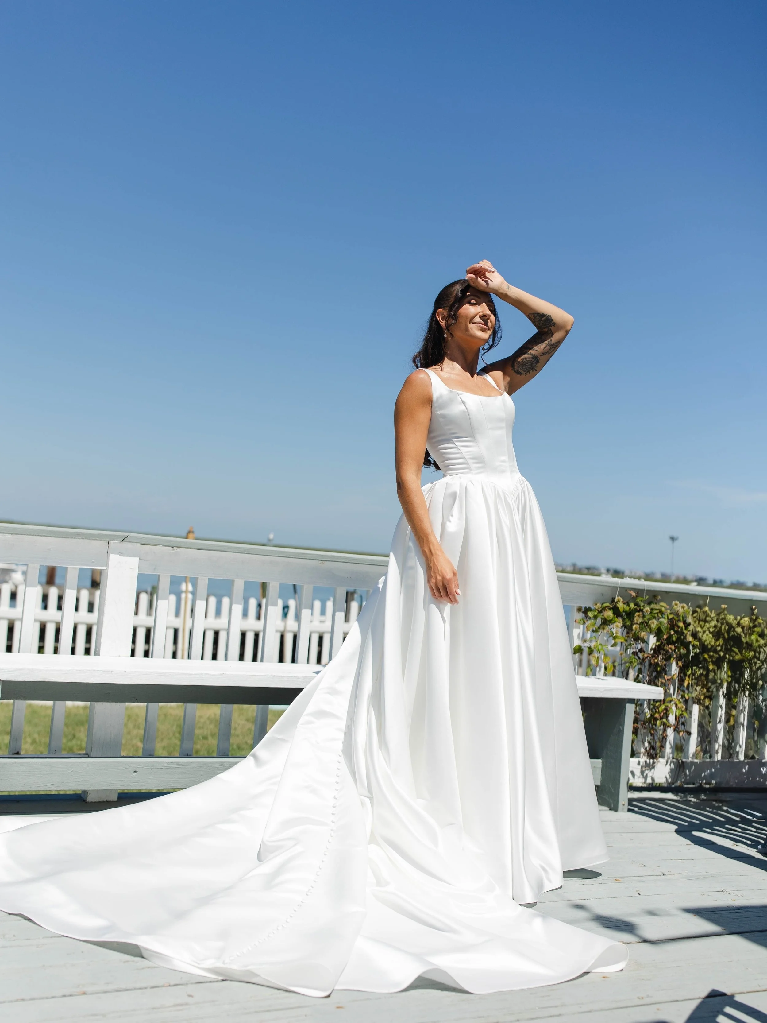 The chaotic good of getting ready at your Aunt&rsquo;s eclectic beach house. ⁠
.⁠
Hair: @marissamatthews_hair 
Dress: @thebridalstudioutah Brand: @monarquebridal 
Venue: @sirensbar 
Music: @andershyattmusic 
Inviation: @Zola