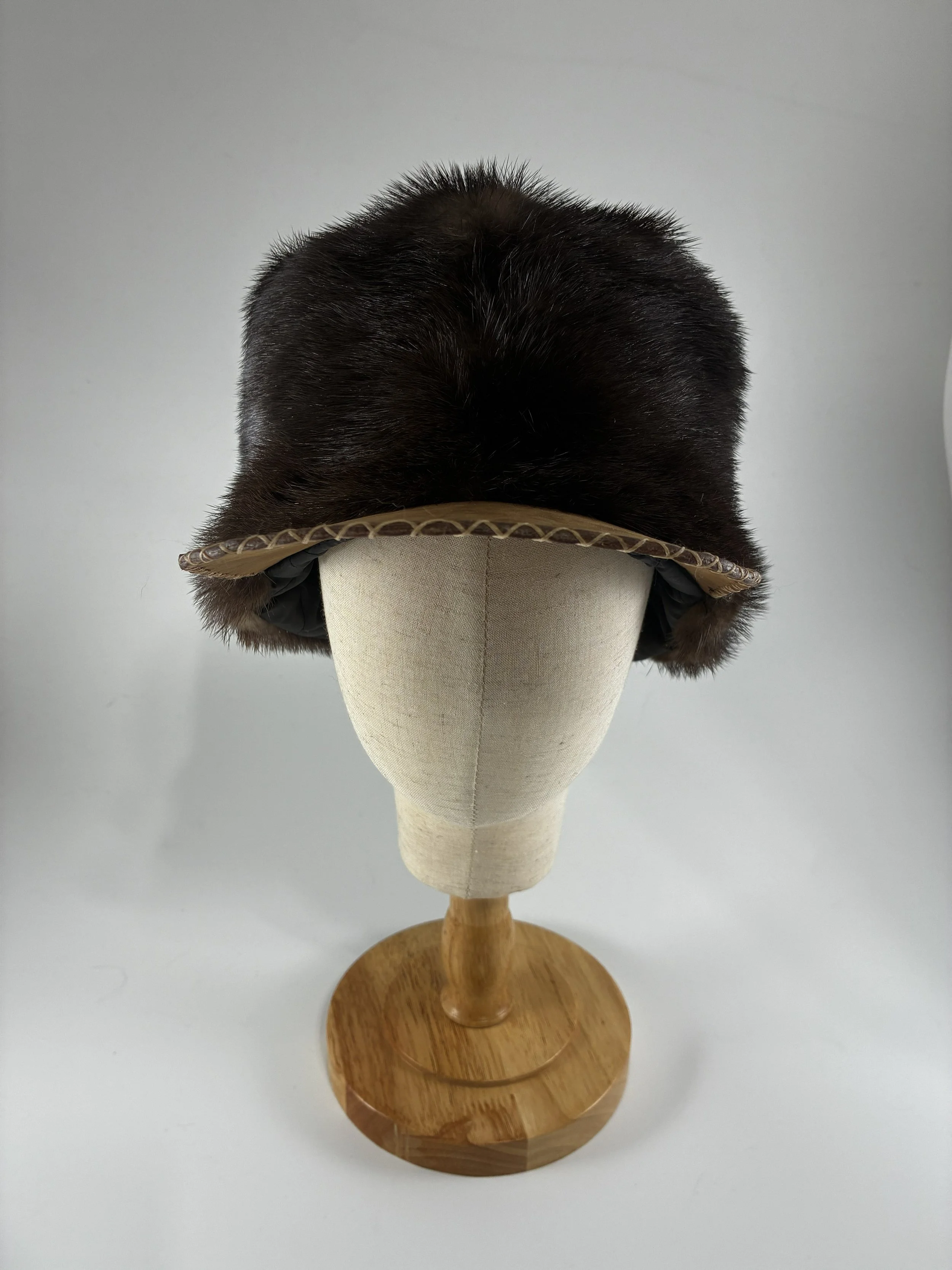 Otter Brim 3.jpg