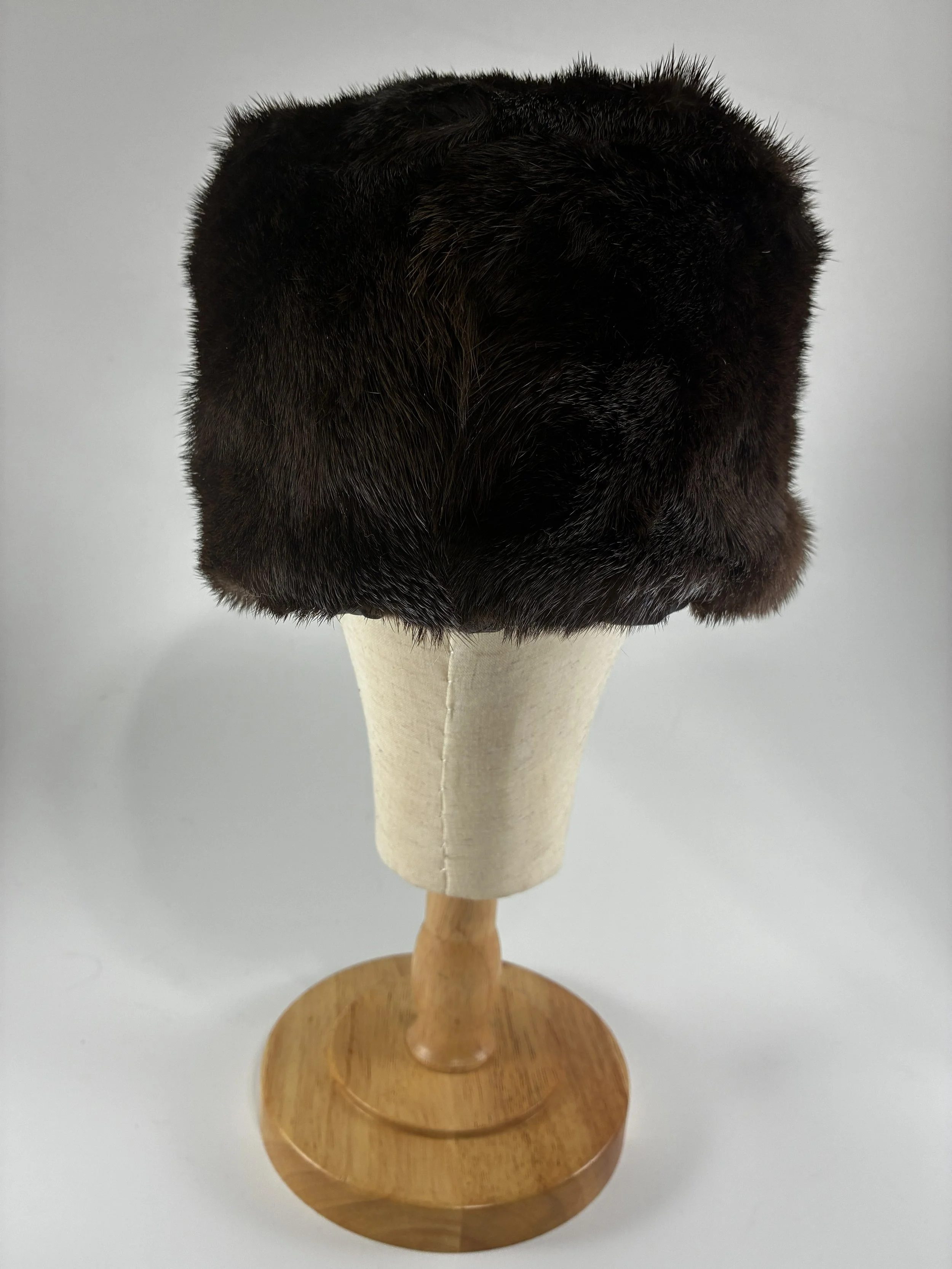 Otter Brim 2.jpg
