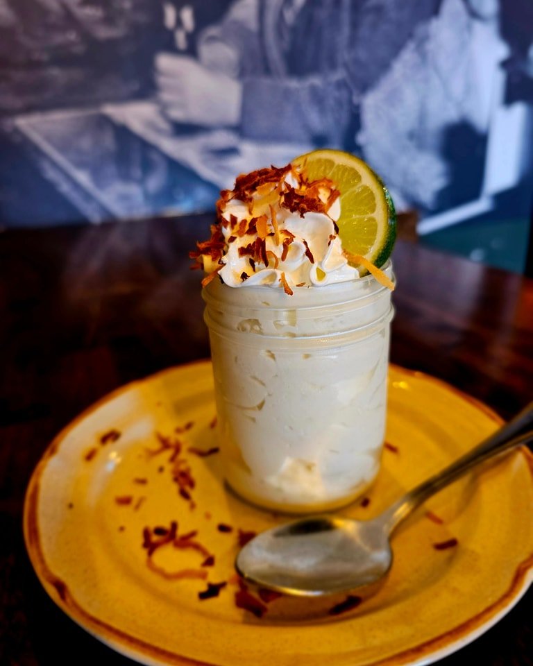 ‼️ Summer Features ‼️

🍋&zwj;🟩 KEY TO MY TART 🍋&zwj;🟩
 A dreamy key lime mousse with toasted coconut that is the perfect finish (or start!) your meal. 

🌼 Pushing Daisy 🌼
 Wheatley vodka and St Germain elderflower liqueur shine in this lemon dr