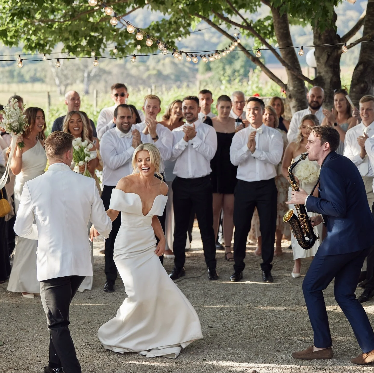 Celebrating the love of Greg and Elise at the beautiful Feathertop Winery. Thank you to @lostinlove_photography for capturing these incredible moments! 
#weddinggoal 
#loveintheair 
#feathertopwinery