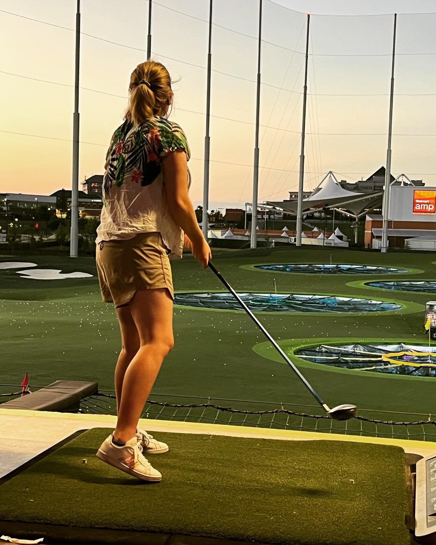 Having a great times at Top Golf ⛳️ with my families!!!
🚙
#topgolf #topgolfarkansas #families #playinggolf⛳️
