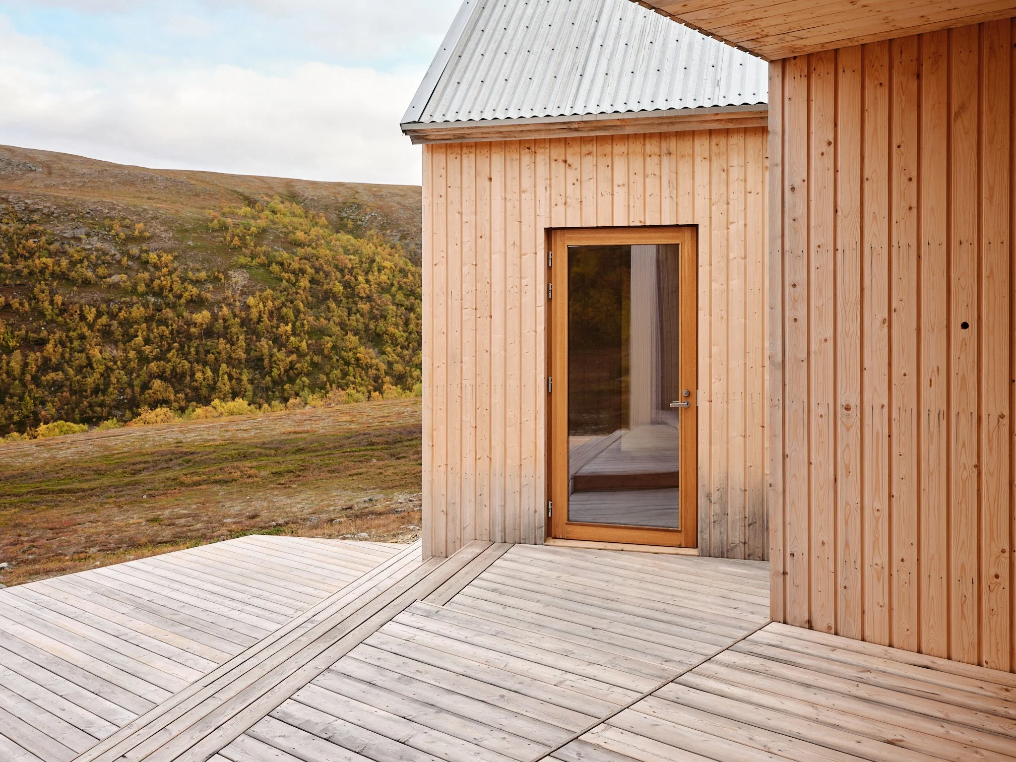 4 cabin house 0320.jpg
