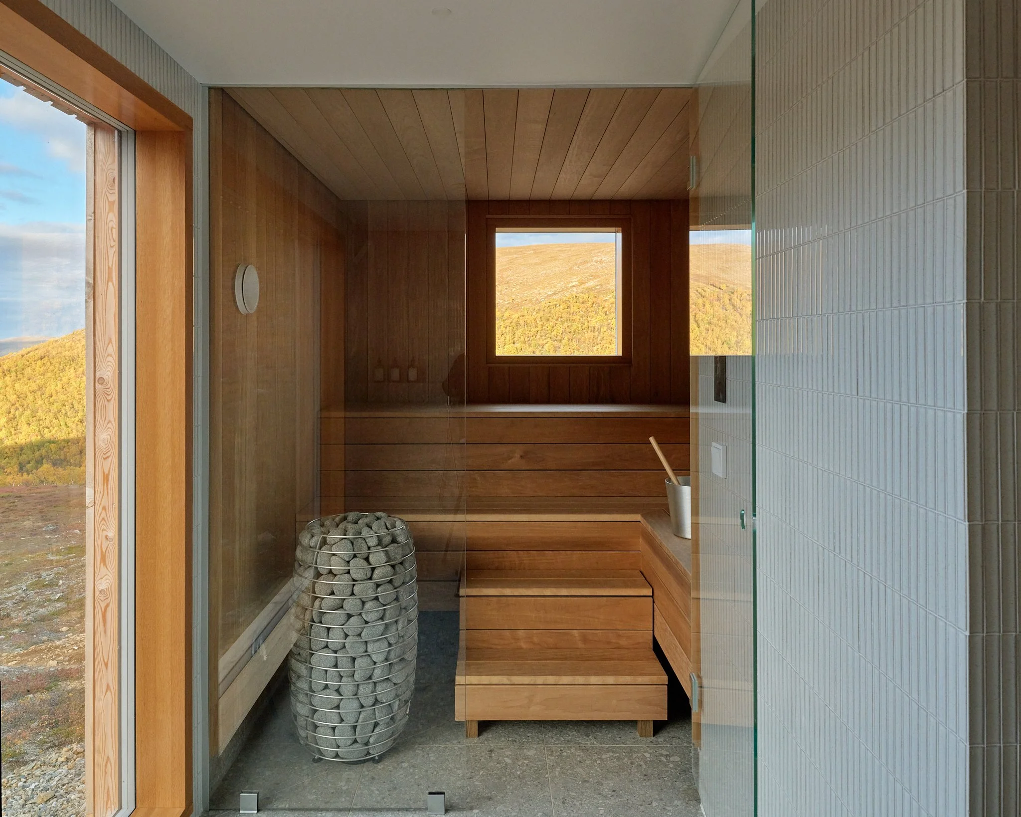 4 cabin house 0701.jpg