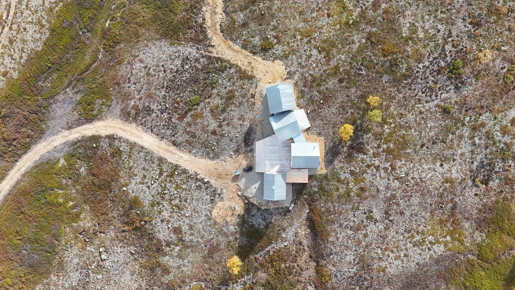 4 cabin drone0002 - Copy.jpg