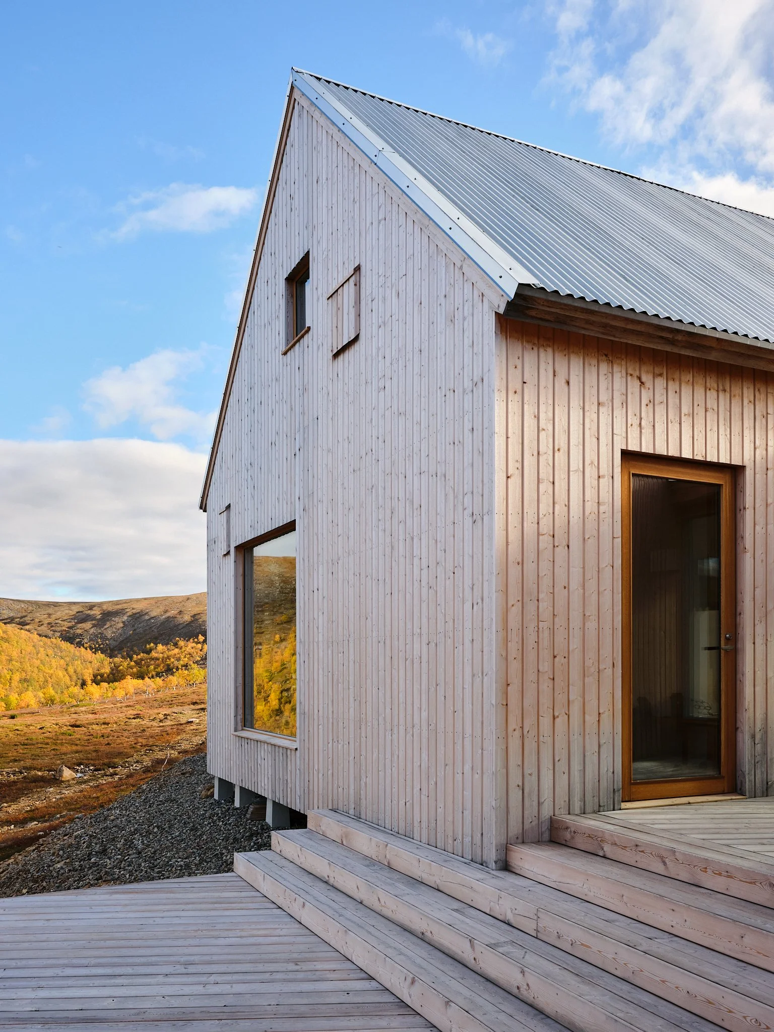 4 cabin house 0551.jpg