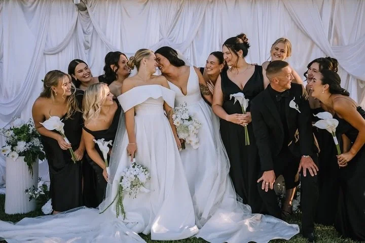 🤍 Wifey + Wifey 🤍

Draping and styling by yours truly - so lucky to be involved in this absolutely gorgeous couple&rsquo;s beautiful day! I cannot get over these photos by the talented @taylajaynephotography - I&rsquo;m in awe! 

Venue: @skyline.fa