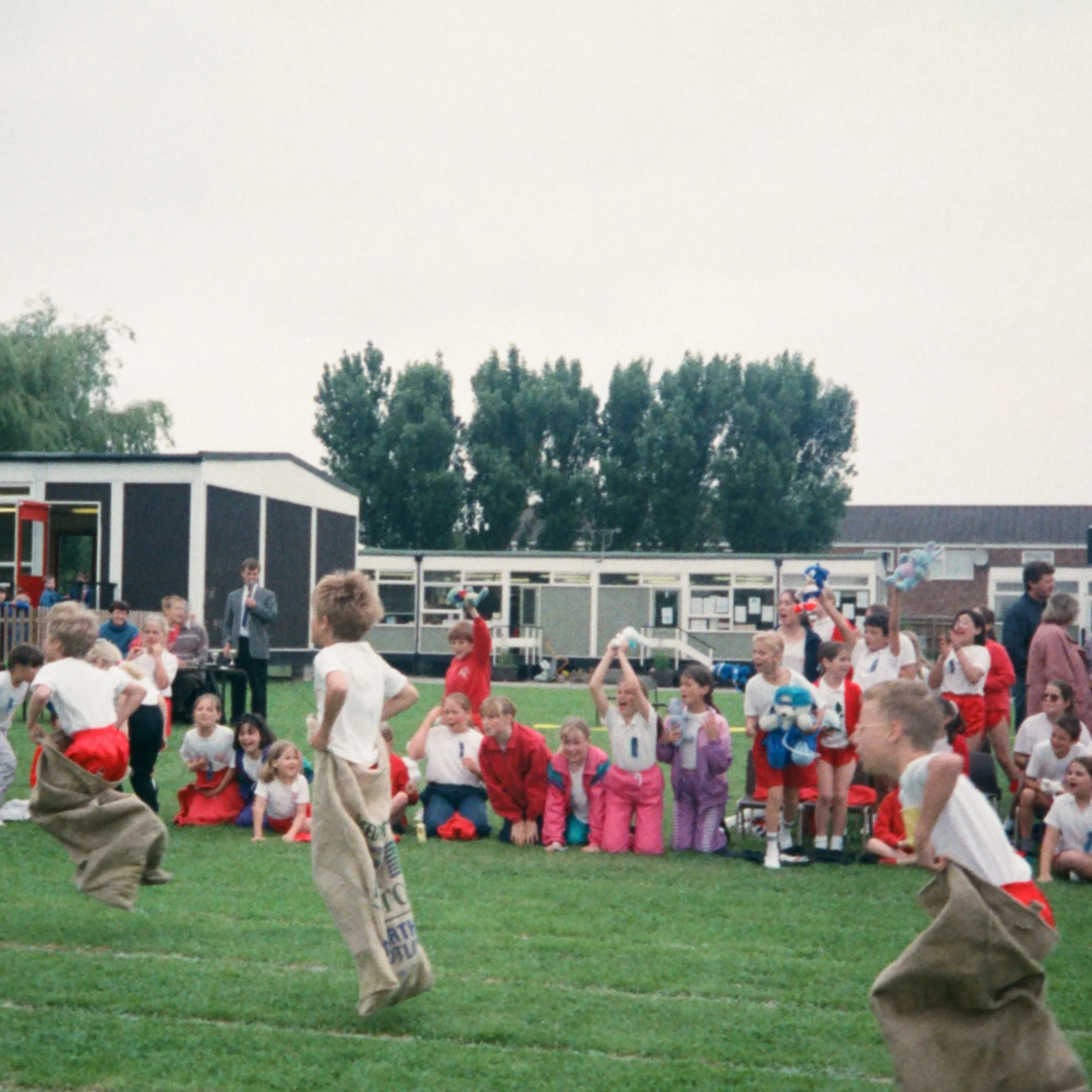 MODEL MAN - TRUE (FEELINGS FOR YOU)