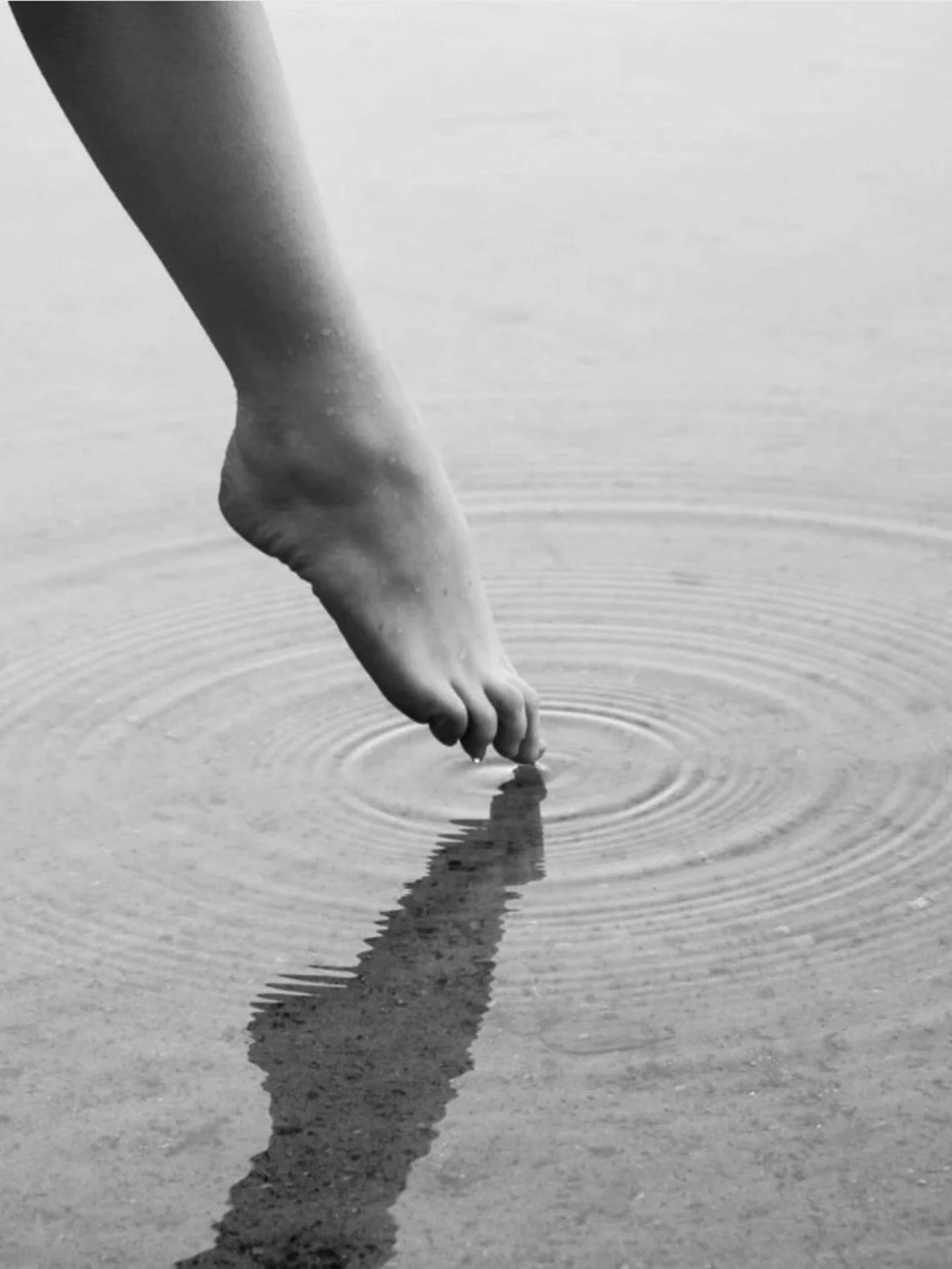 Grief lives in the body. In tiredness, in tension, in restless sleep.

Reflexology doesn&rsquo;t remove loss. But it can create space: space to soften, to breathe, to feel grounded again.

This is what first brought me to the work I now do as a refle