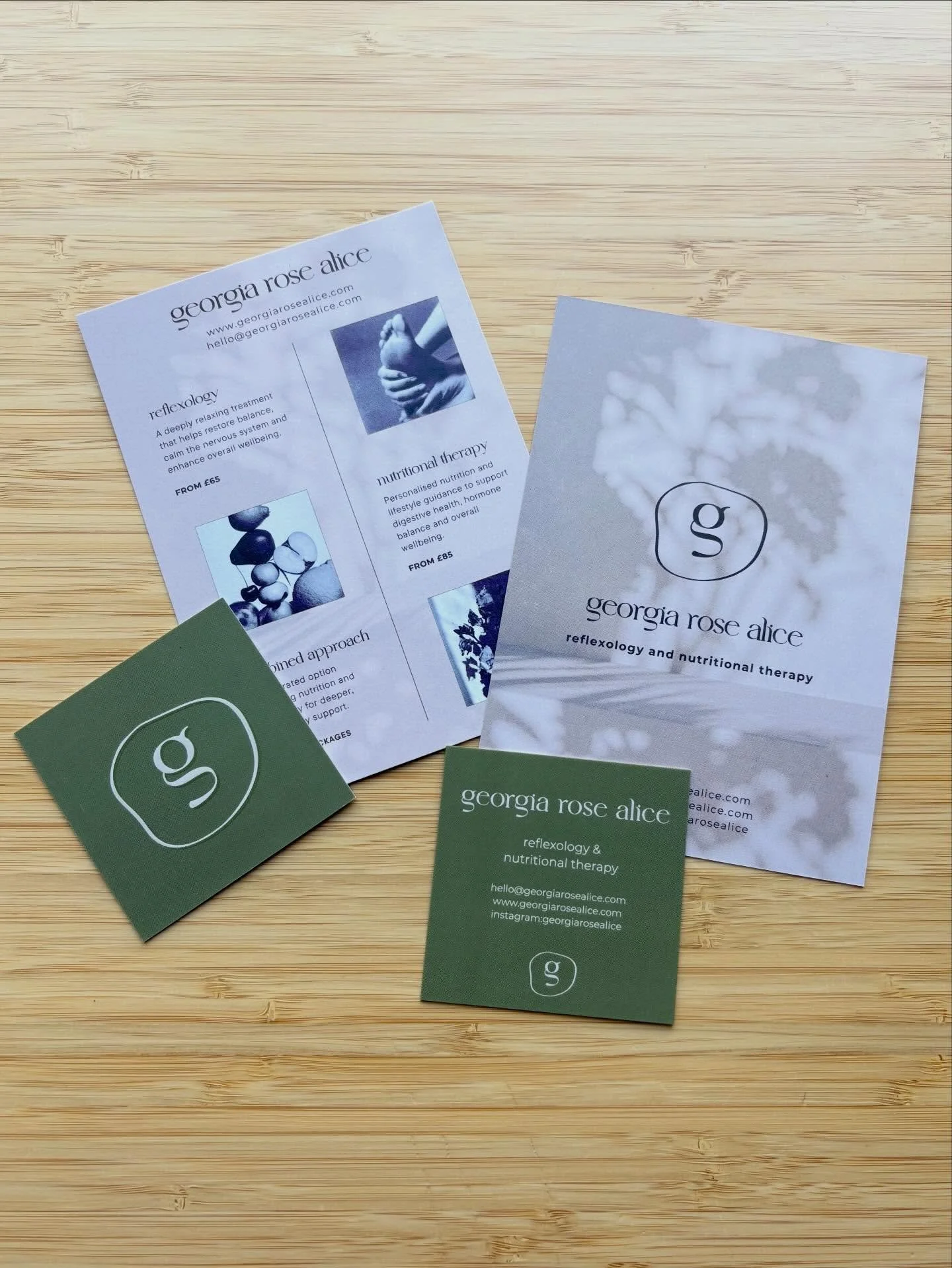 My new stationery arrived, thanks @moo 

#freshstationery #reflexology #aor #printedgoods #nutritionaltherapy