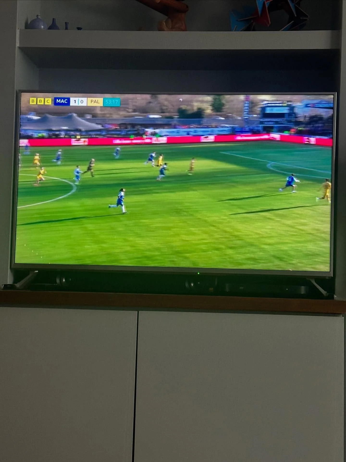 My home town v&rsquo;s my local team. Come on Mac ⚽